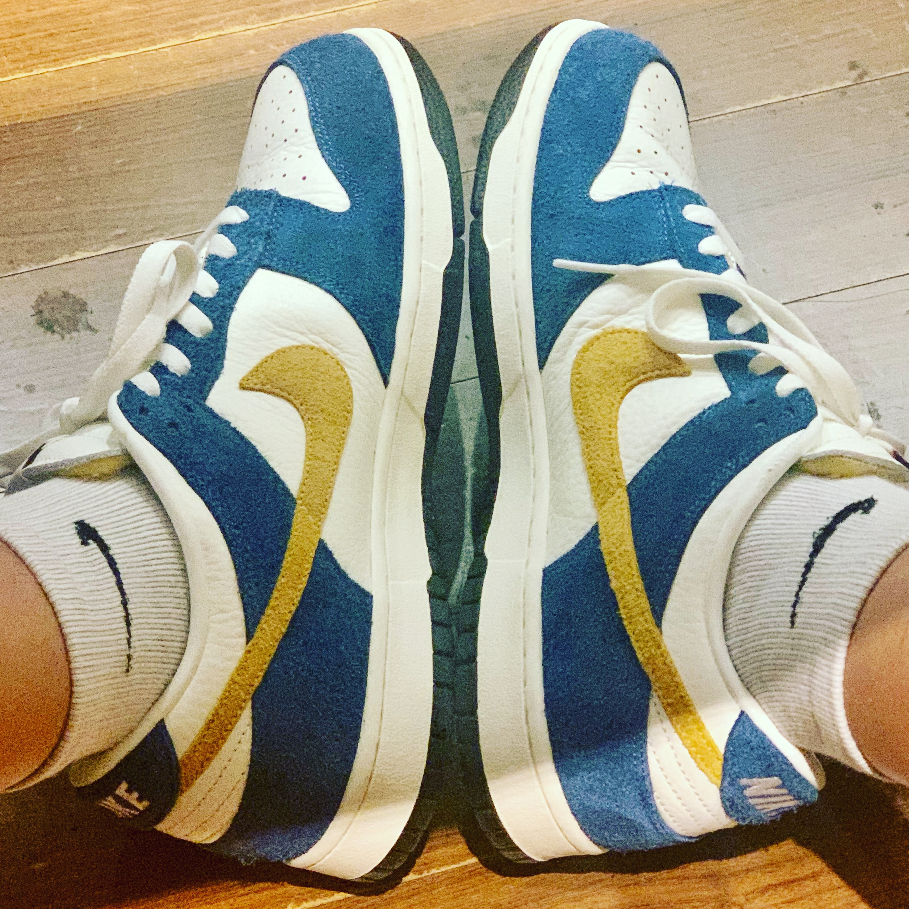 Nike x Kasina Dunk Low 80's Bus 착용 스타일