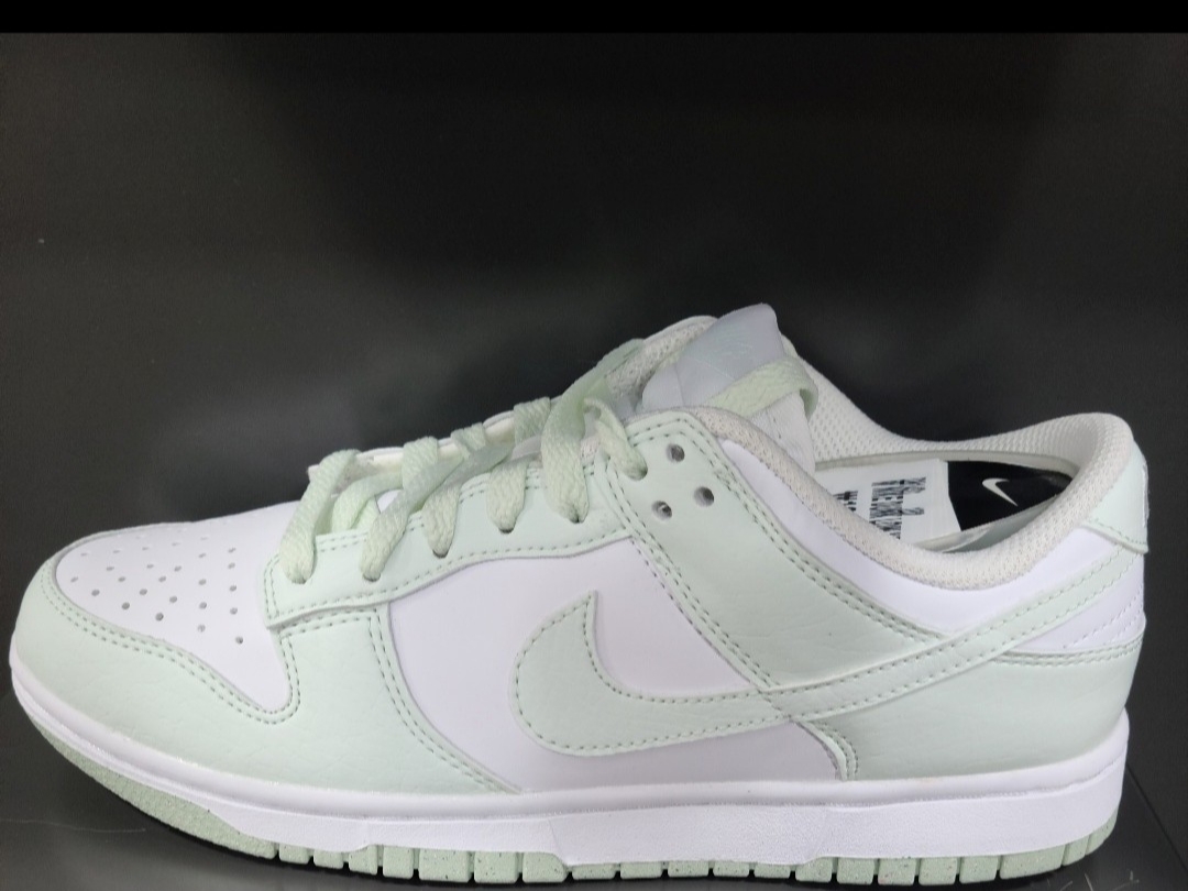 (W) Nike Dunk Low Next Nature Barely Green and White, Jordan 1 x Travis Scott Retro Low OG SP Sail and Ridgerock 착용 스타일 - 1