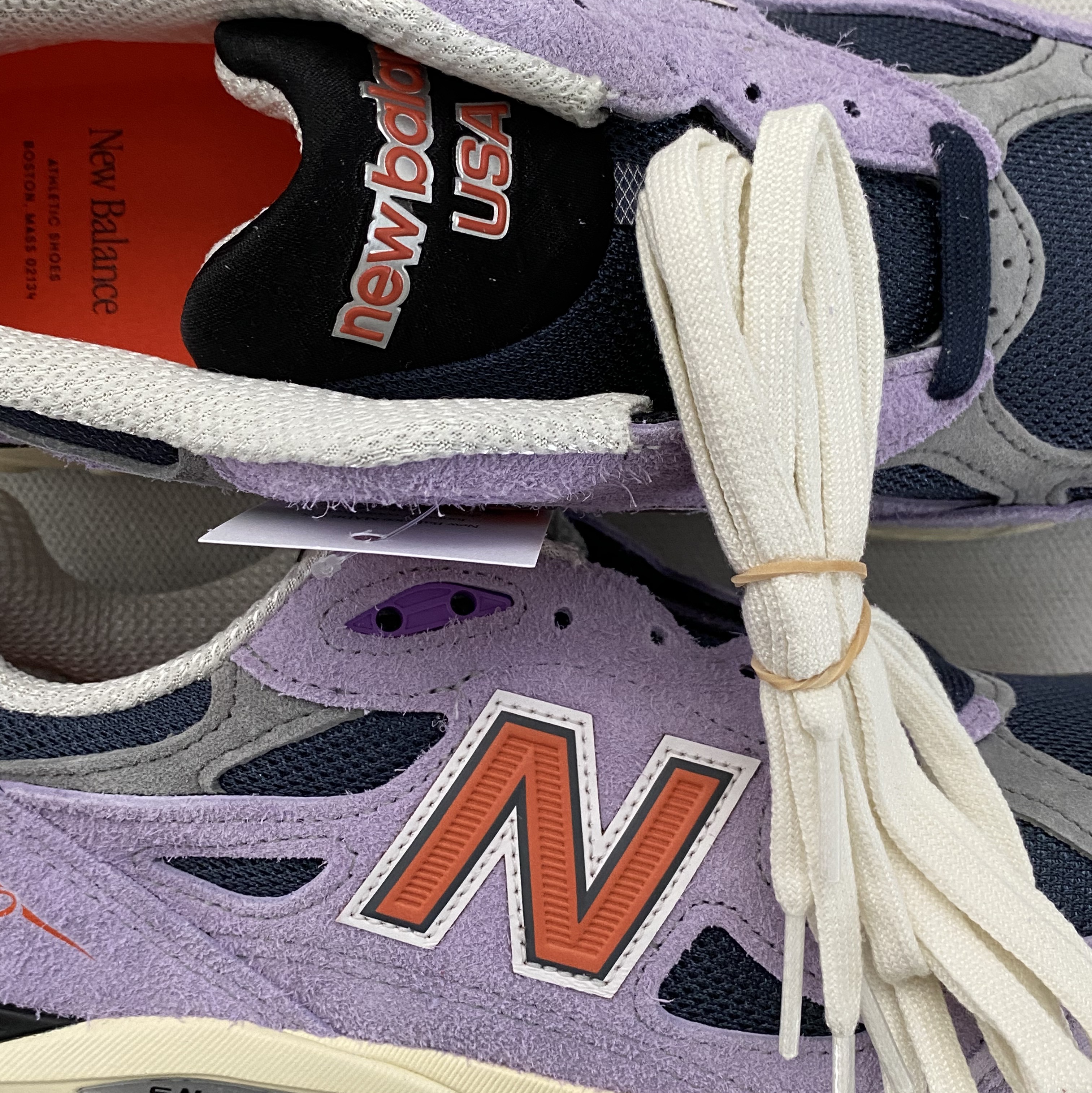 New Balance 990v3 Made in USA Raw Amethyst 착용 스타일 - 1