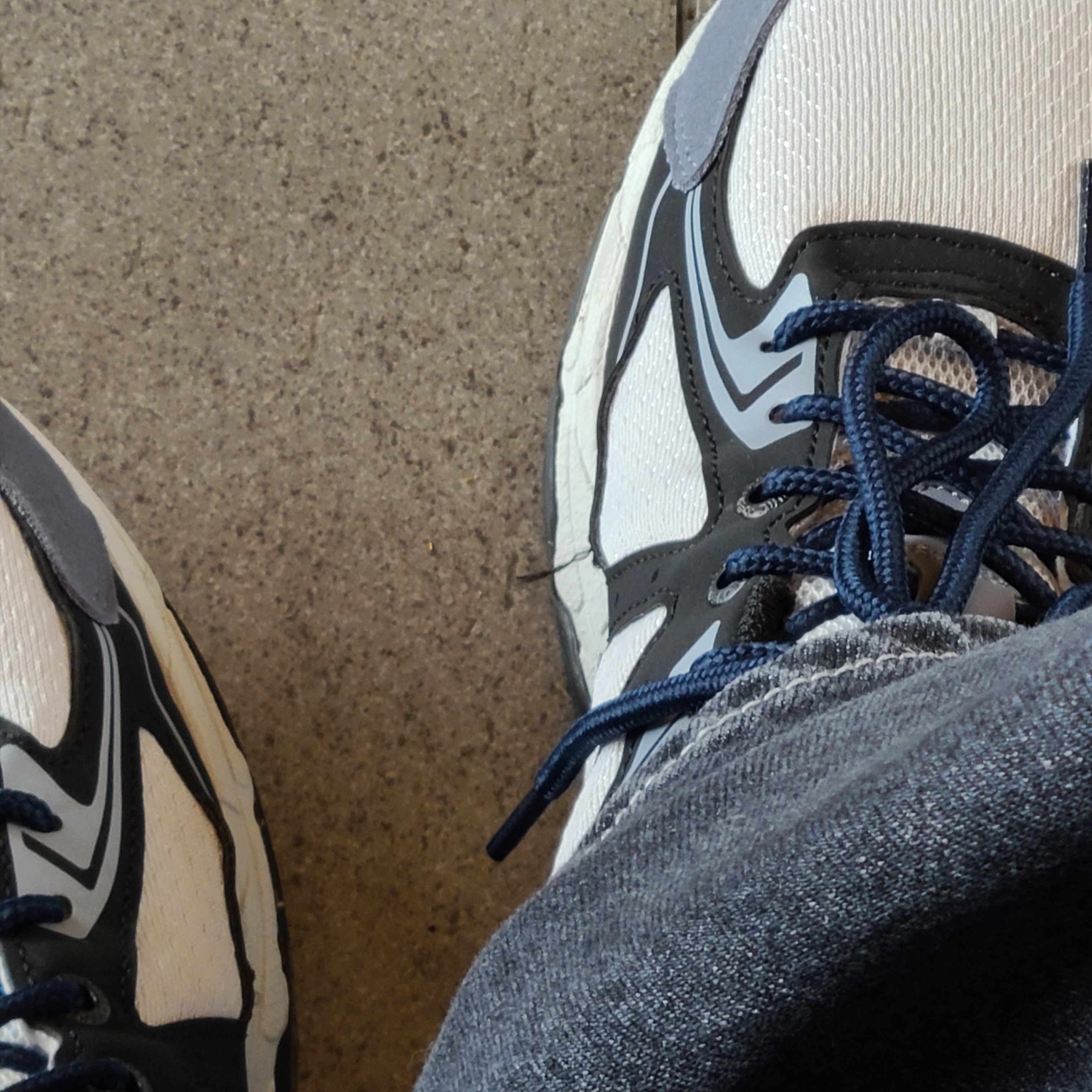 Asics Gel-Venture 6 SPS Glacier Grey 착용 스타일 - 1