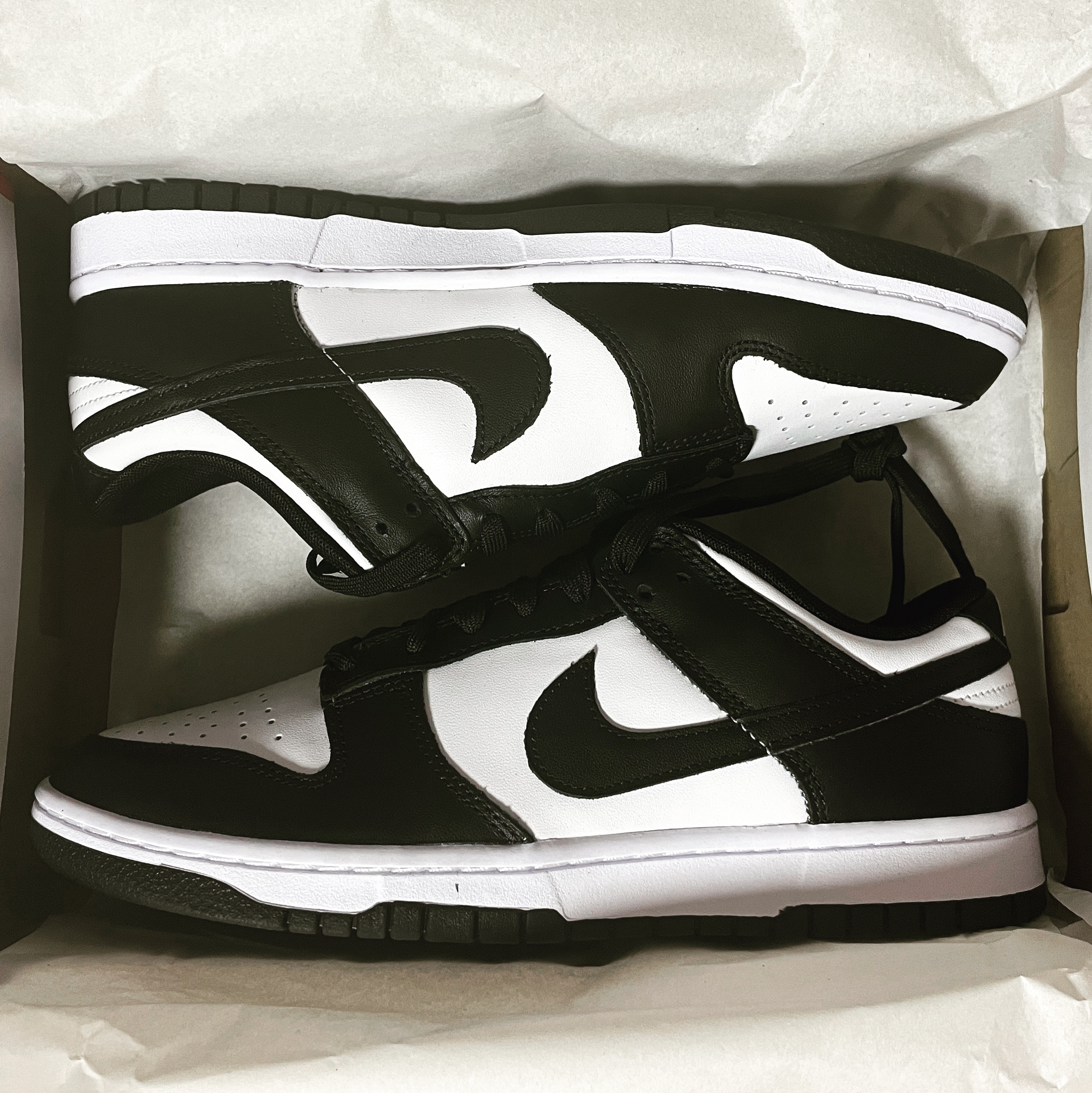 Nike Dunk Low Retro Black 착용 스타일