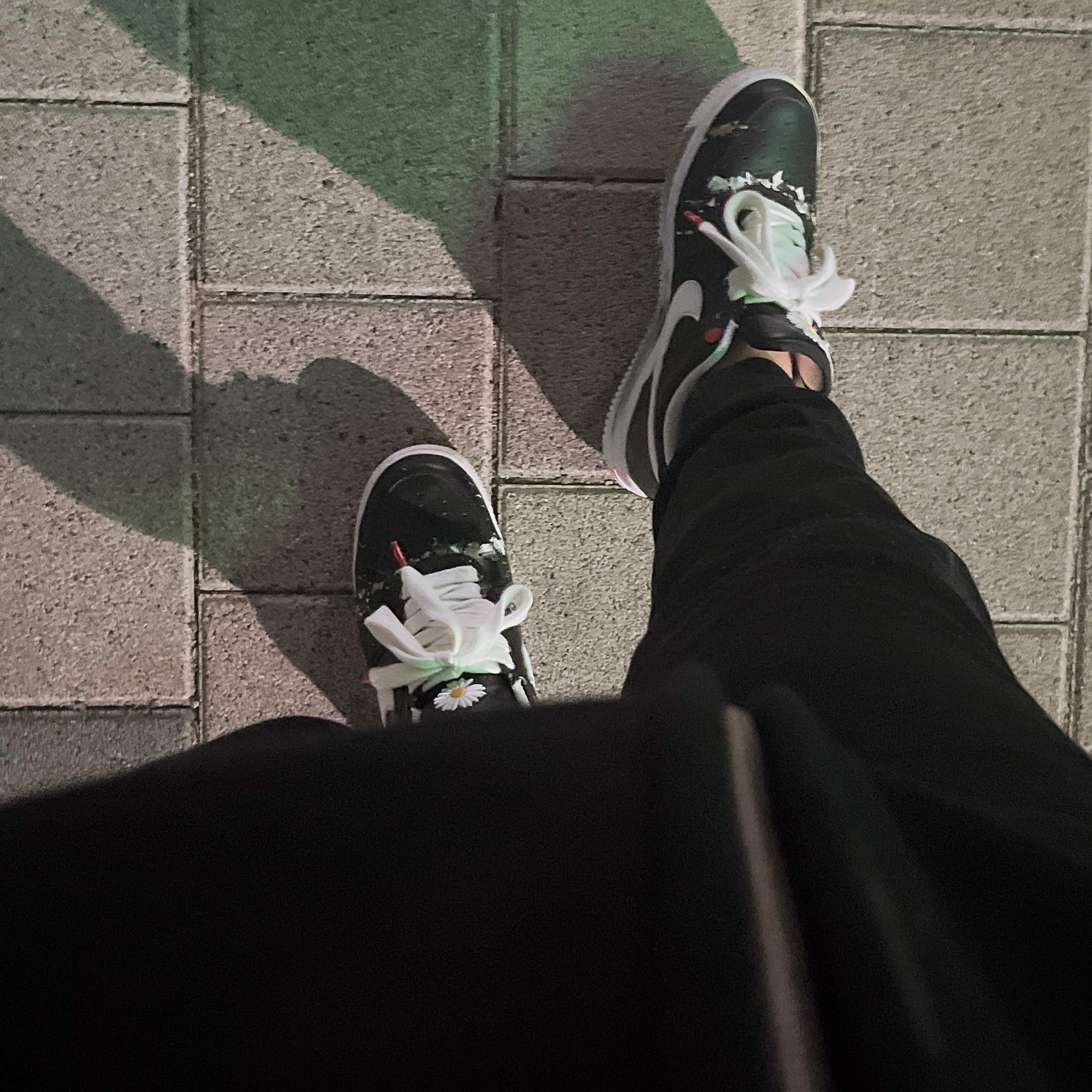 Nike x Peaceminusone Air Force 1 Low Para-Noise 착용 스타일