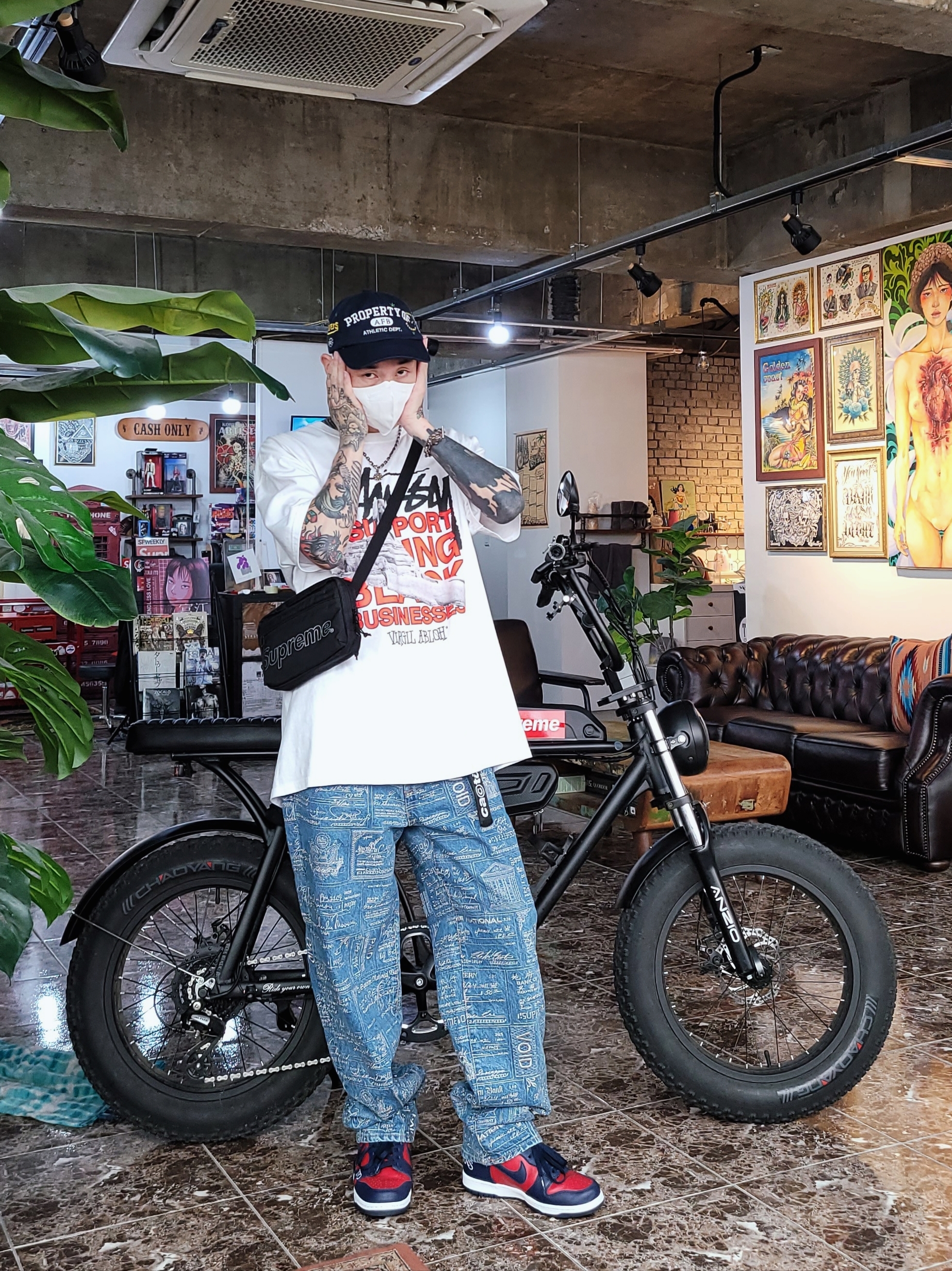 Stussy x Off-White 40 WT T-Shirt, Supreme Checks Embroidered Jean Blue - 20SS 착용 스타일