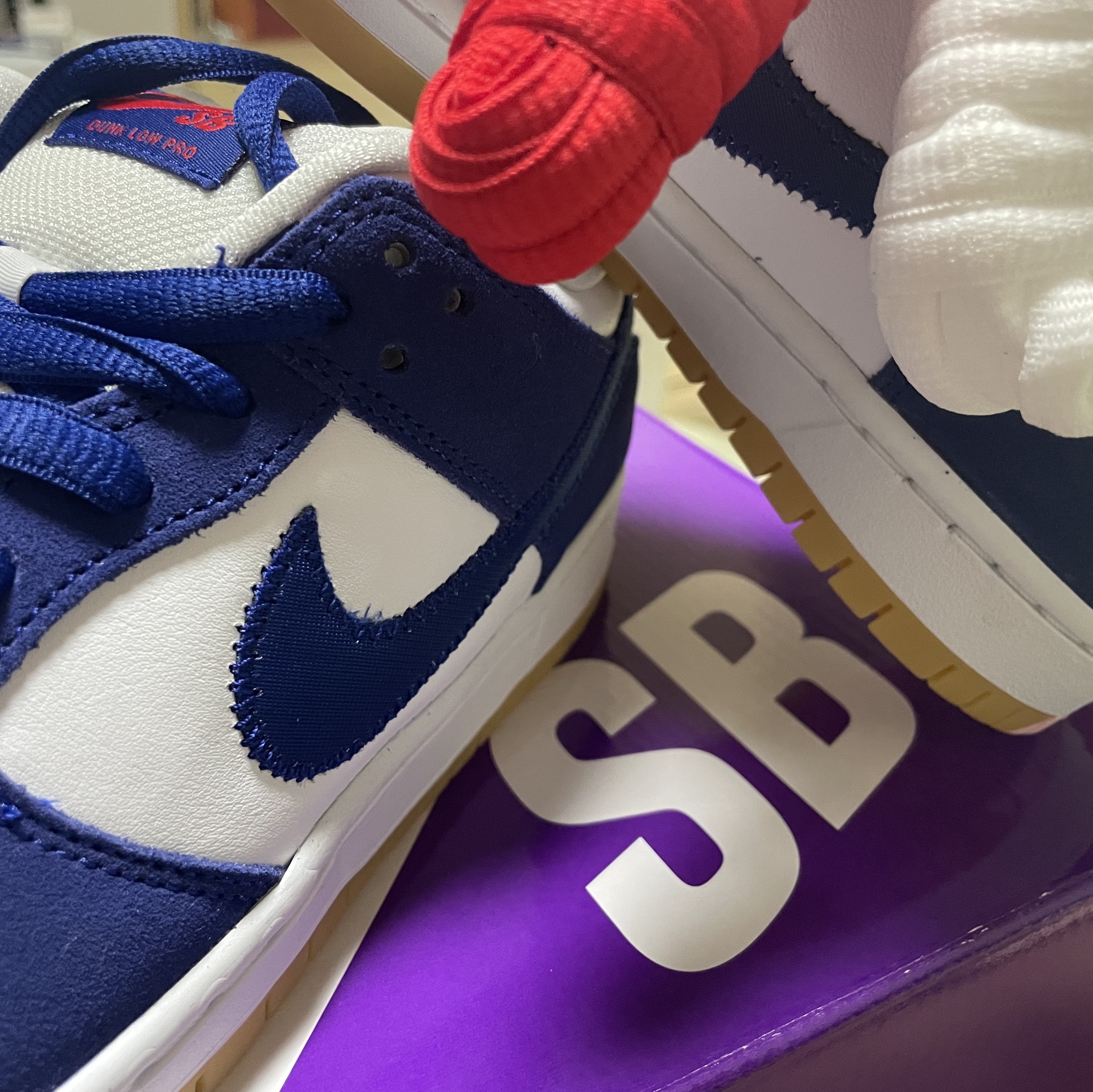 Nike SB Dunk Low Pro Premium Deep Royal Blue 착용 스타일