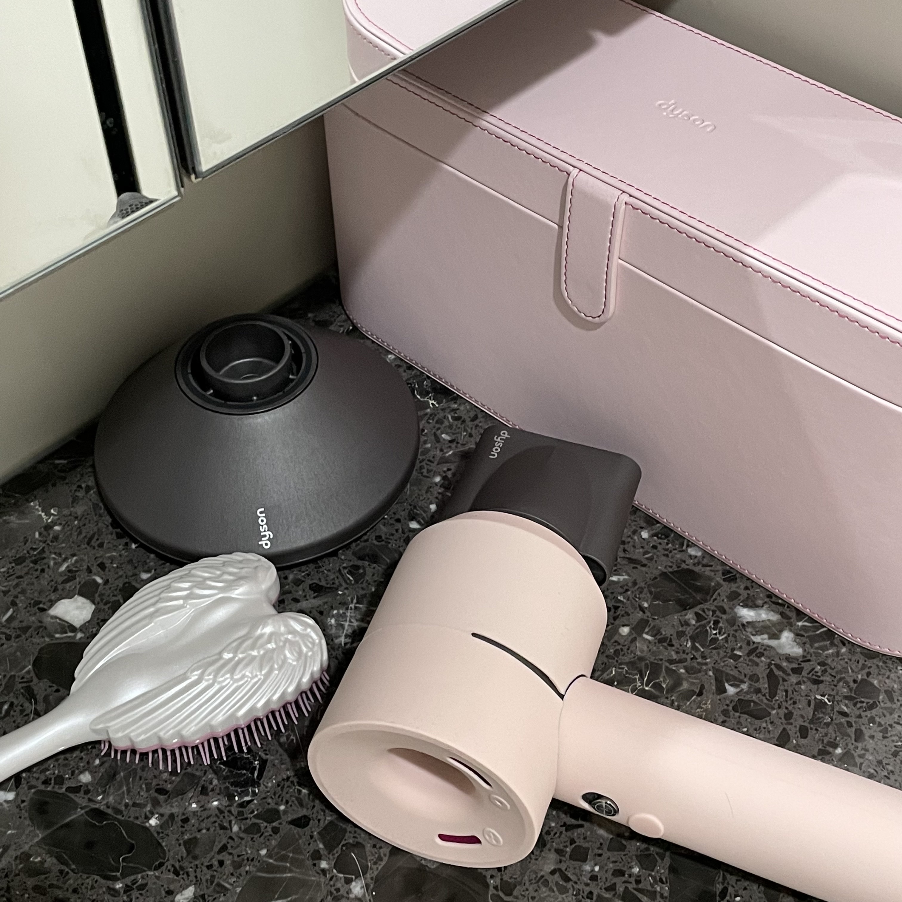Dyson Supersonic Hair Dryer Iron Fuchsia (Korean Ver.) 착용 스타일
