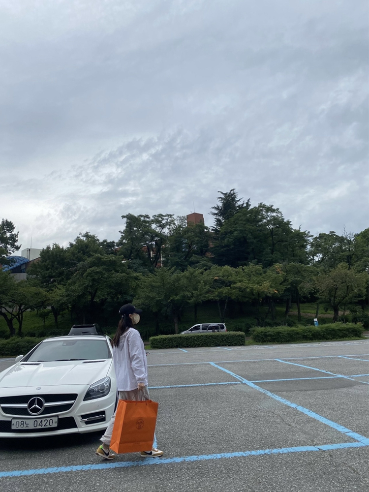 KREAM 프로필 이미지