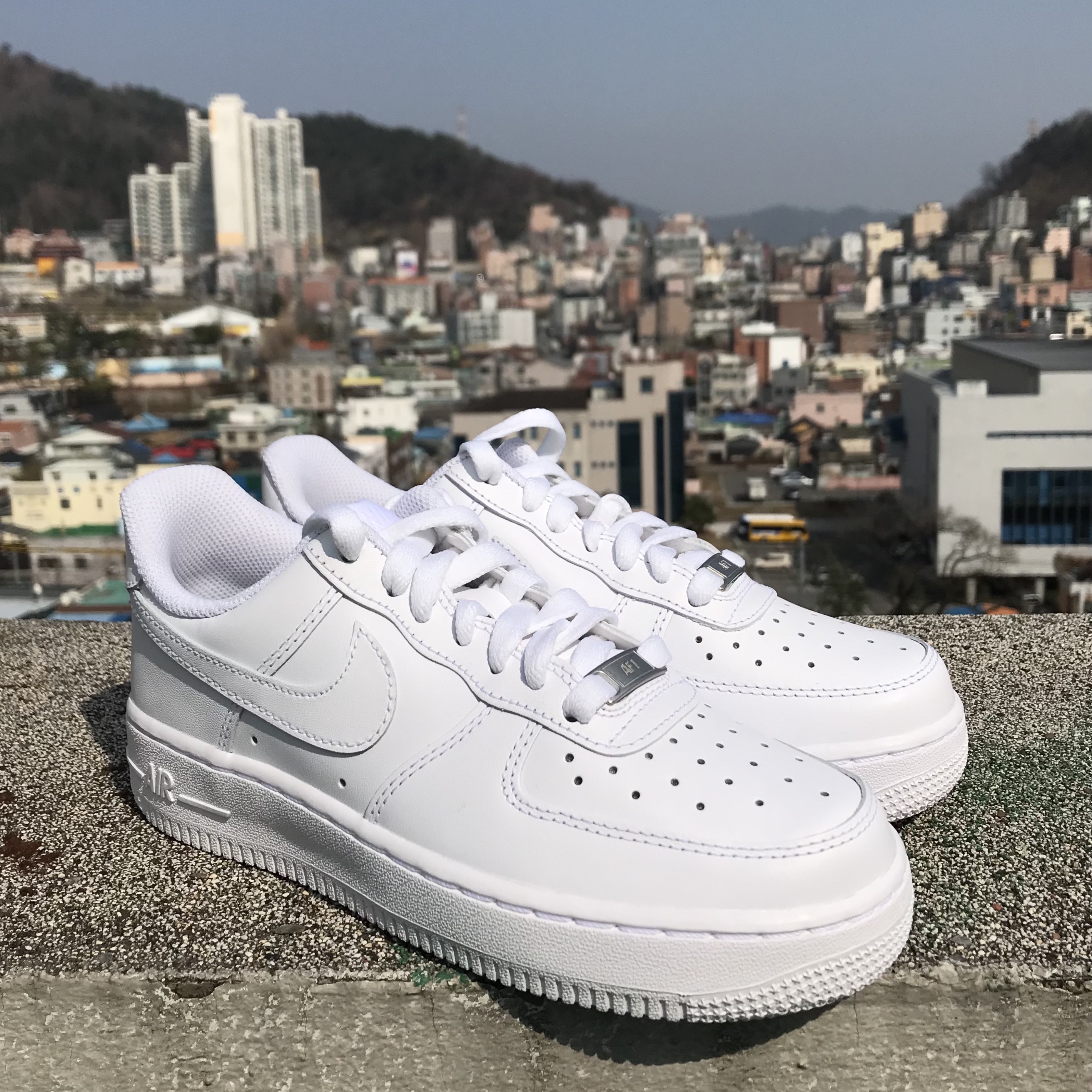 (W) Nike Air Force 1 '07 Low White 착용 스타일