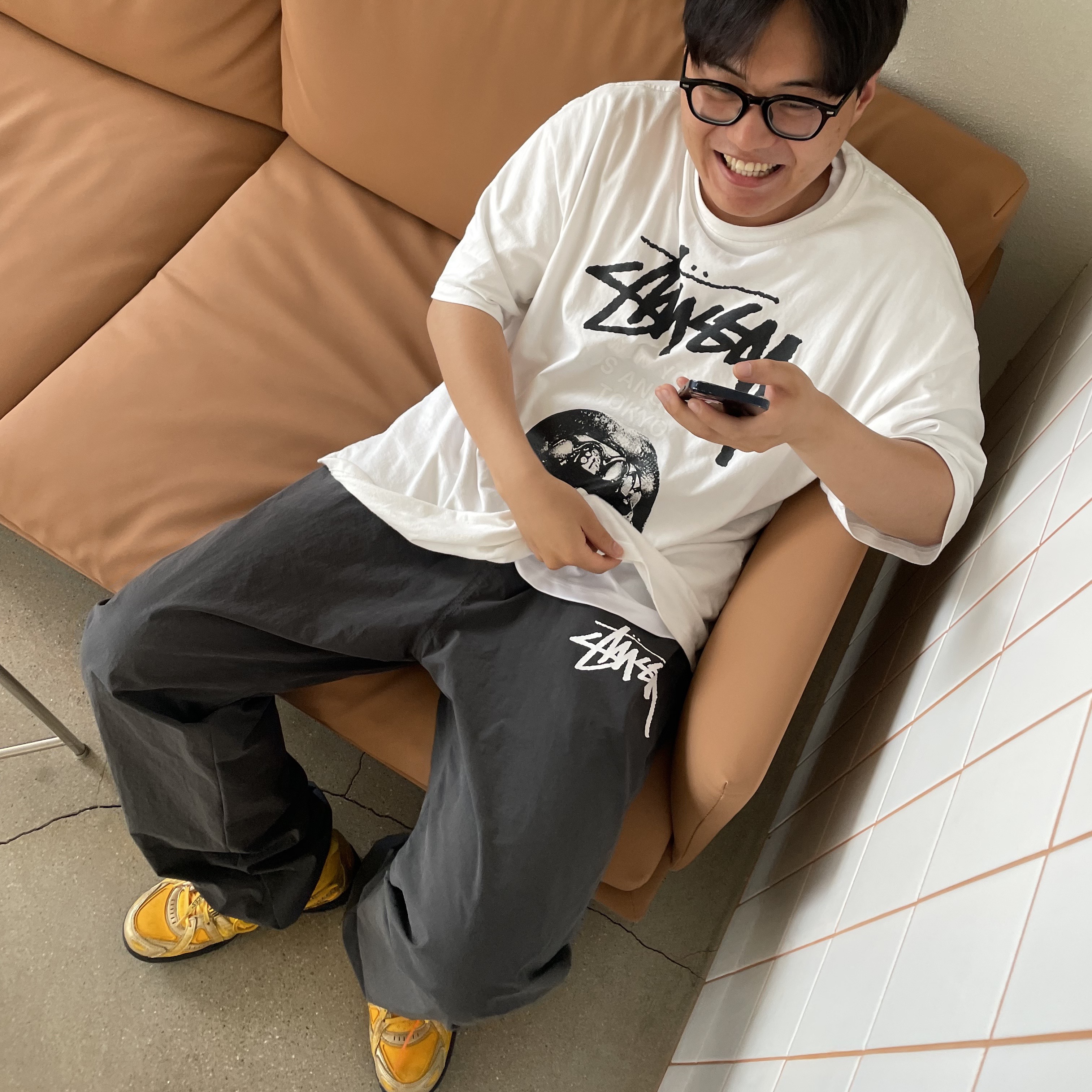 Stussy x Rick Owens 40 WT T-Shirt, Nike x Off-White Air Rubber Dunk University Gold 착용 스타일