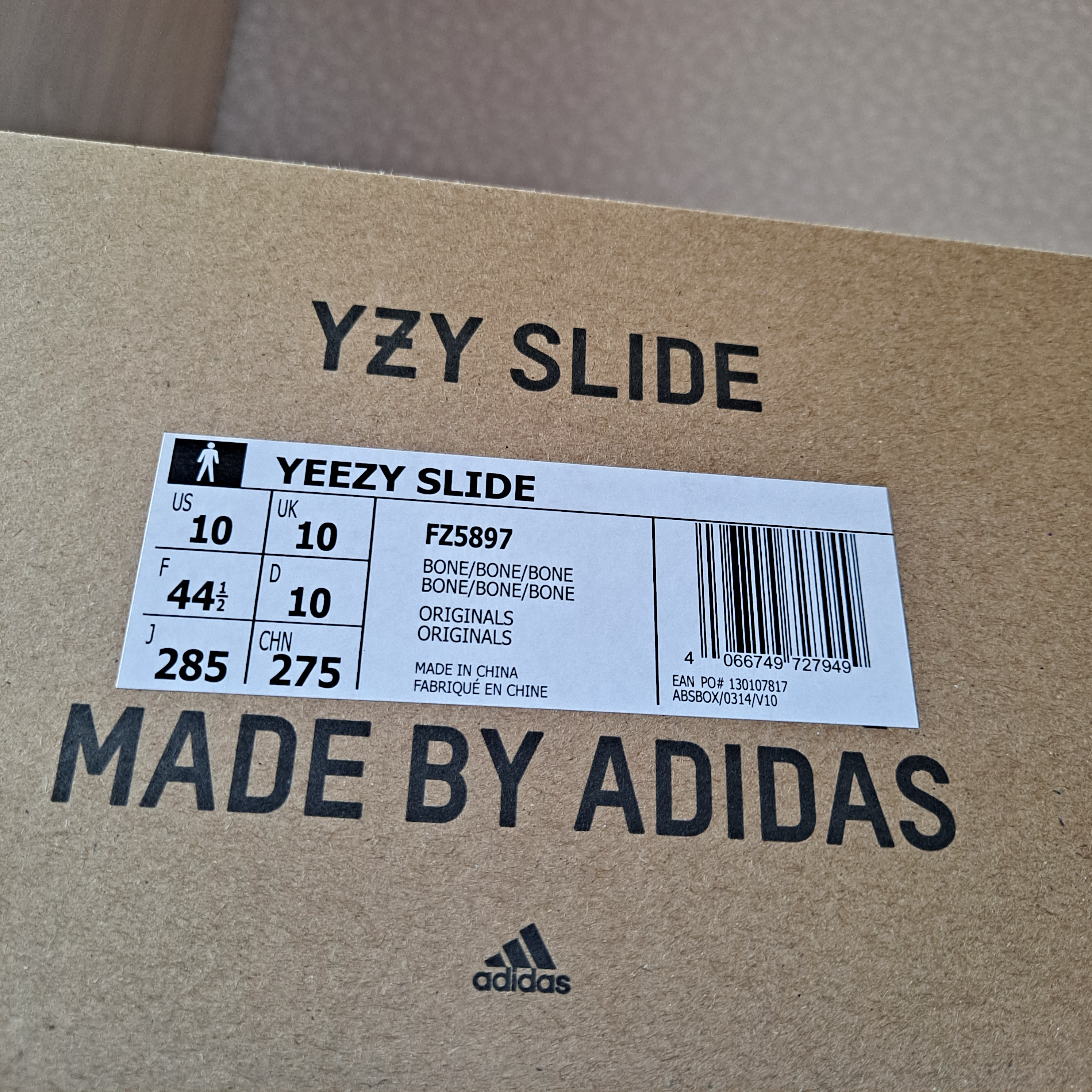 Adidas Yeezy Slide Bone 2022/2023 착용 스타일 - 5
