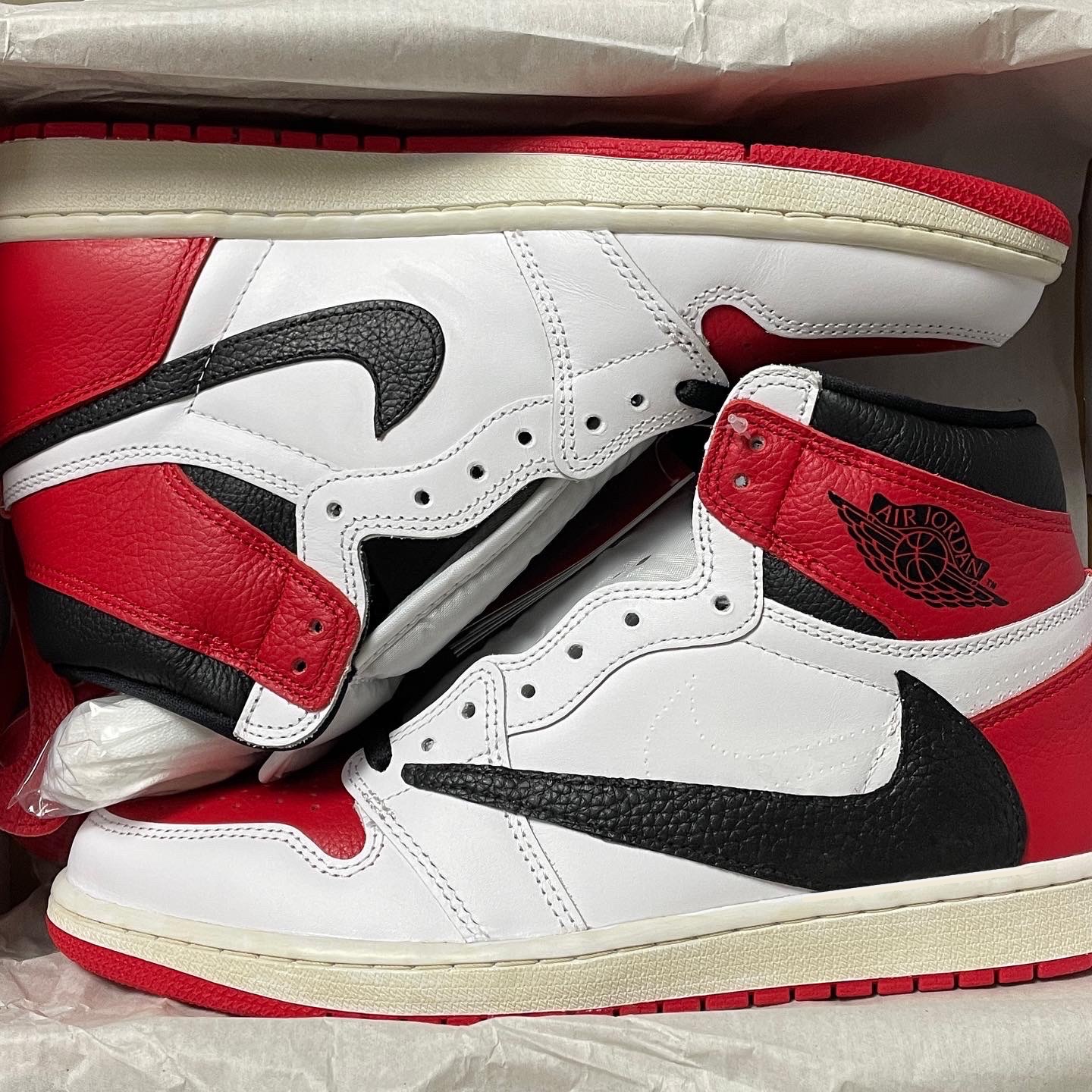 Jordan 1 Retro High OG Heritage 착용 스타일 - 2