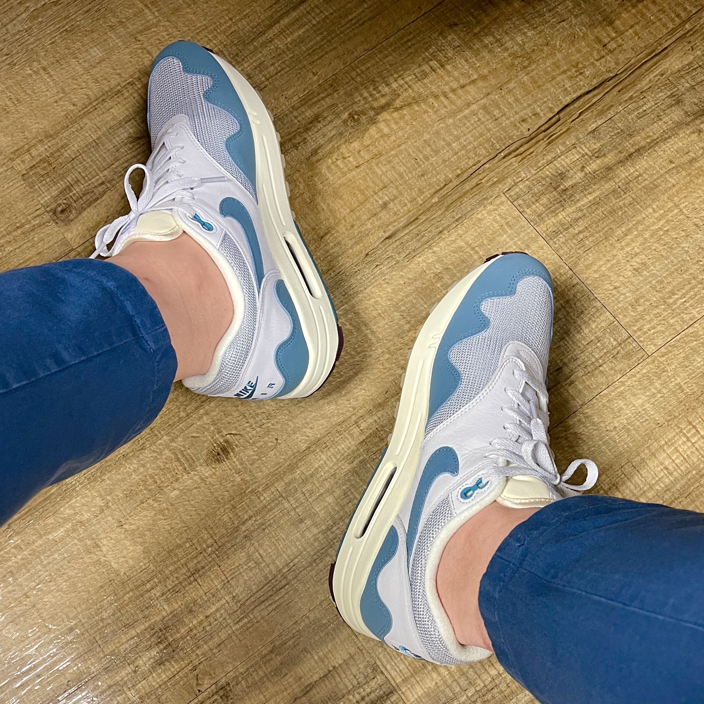 Nike x Patta Air Max 1 Noise Aqua 착용 스타일