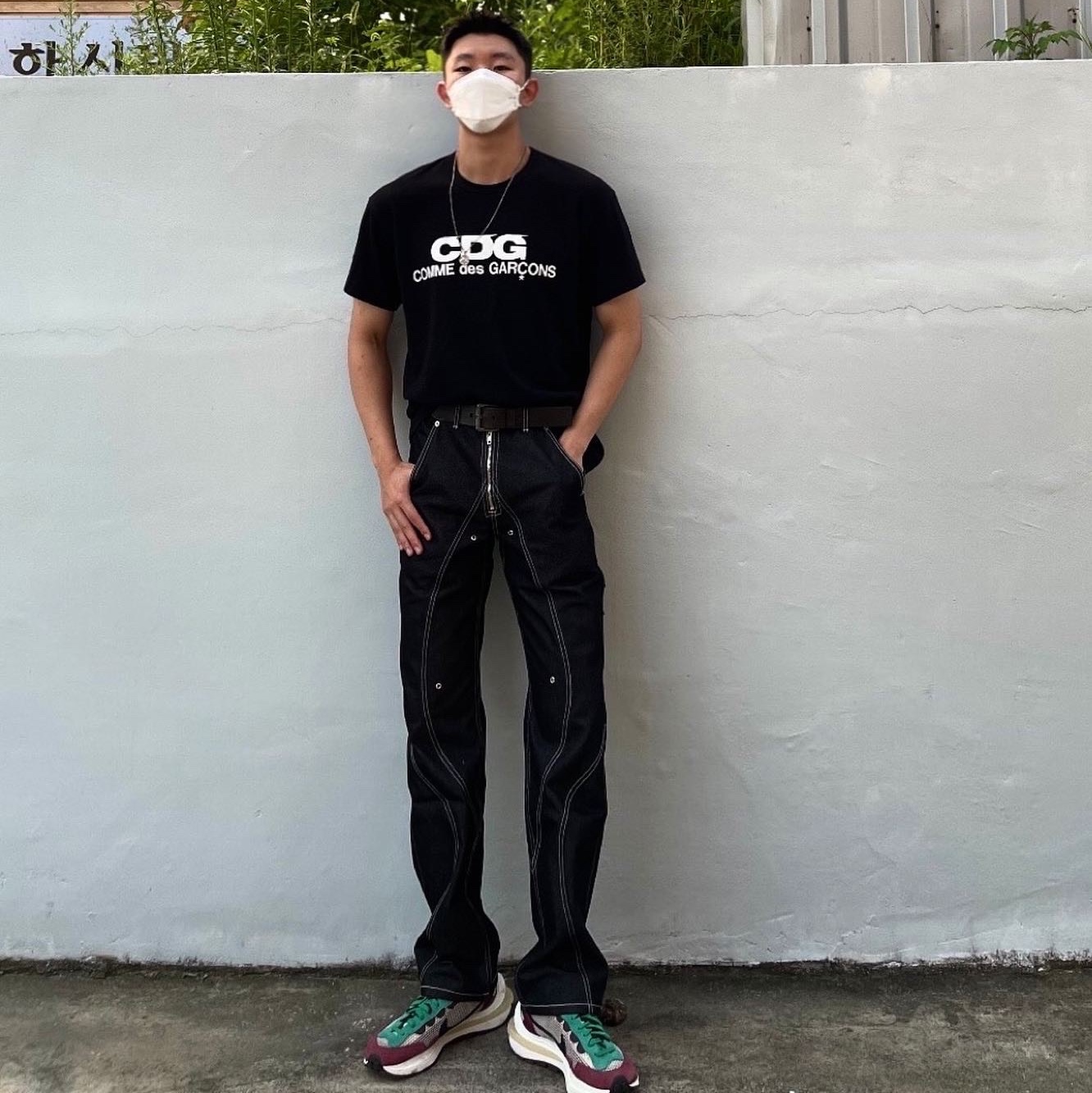 Nike x Sacai VaporWaffle String & Black Villain Red 착용 스타일