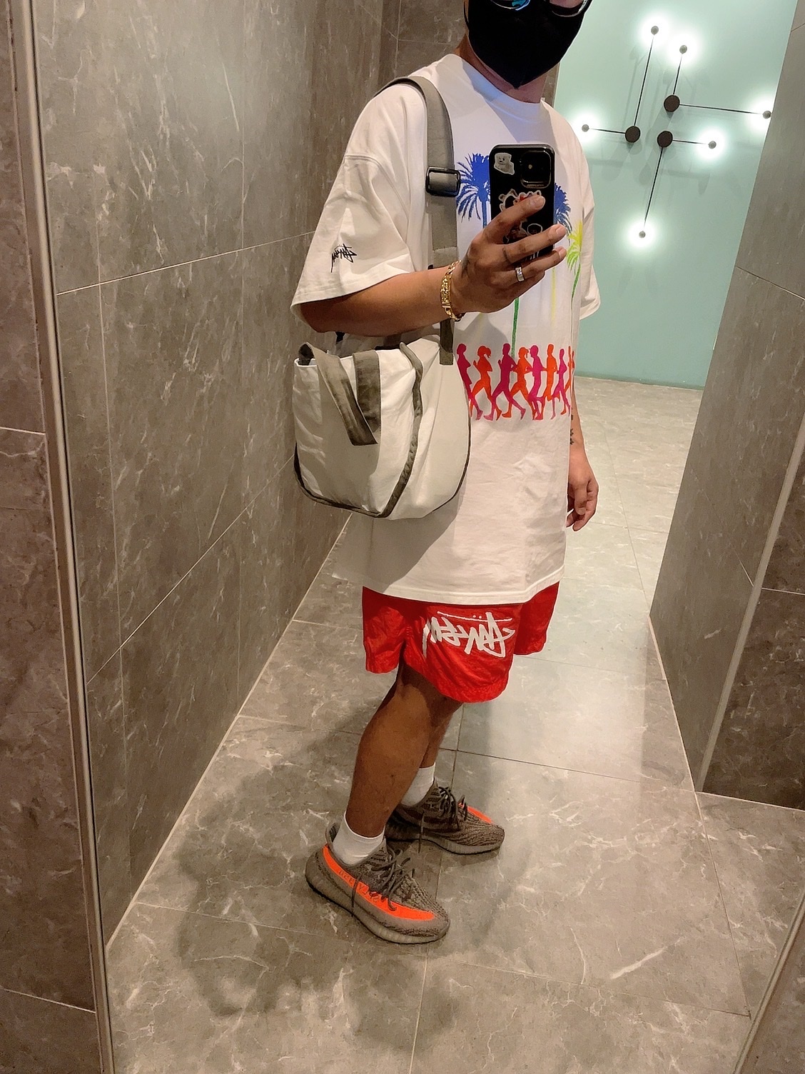 Adidas Yeezy Boost 350 V2 Beluga - Reflective, Nike x Stussy Water Shorts Habanero Red 착용 스타일