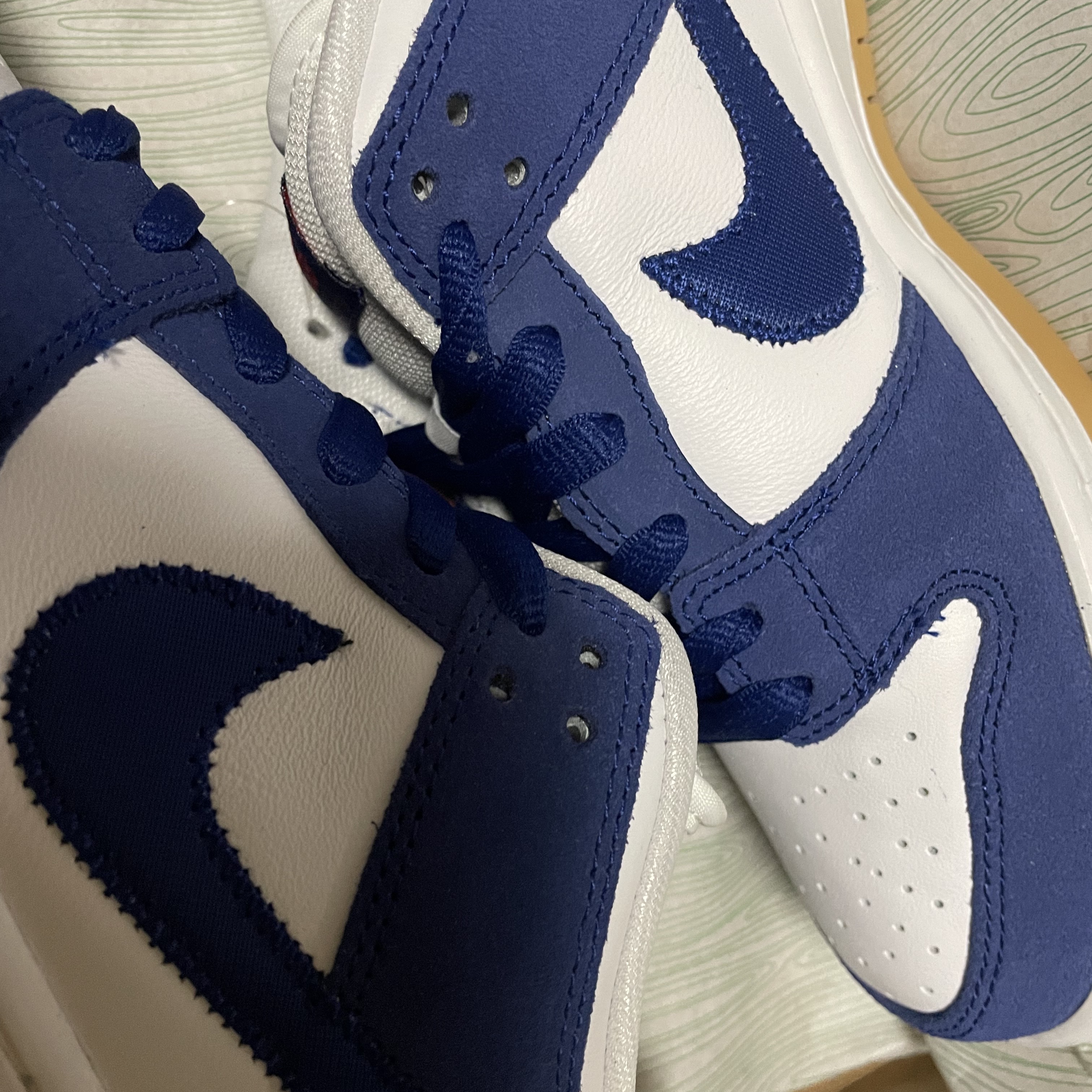 Nike SB Dunk Low Pro Premium Deep Royal Blue 착용 스타일