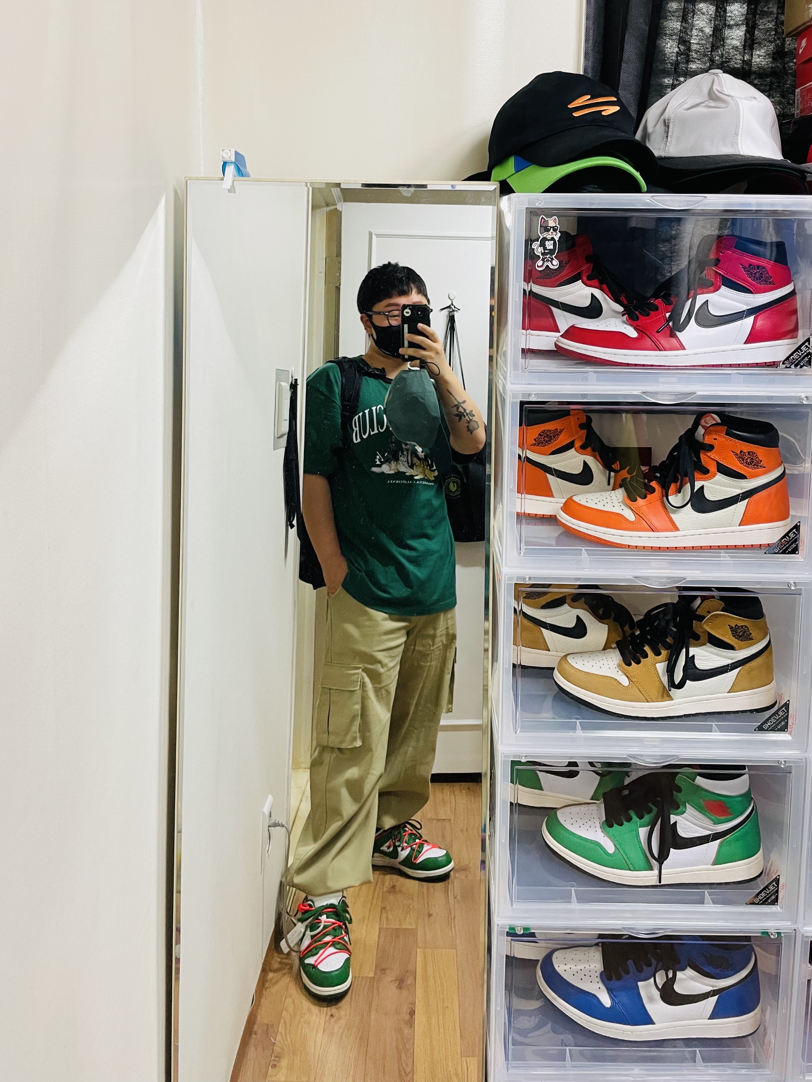 Nike x Off-White Dunk Low Pine Green 착용 스타일 - 2