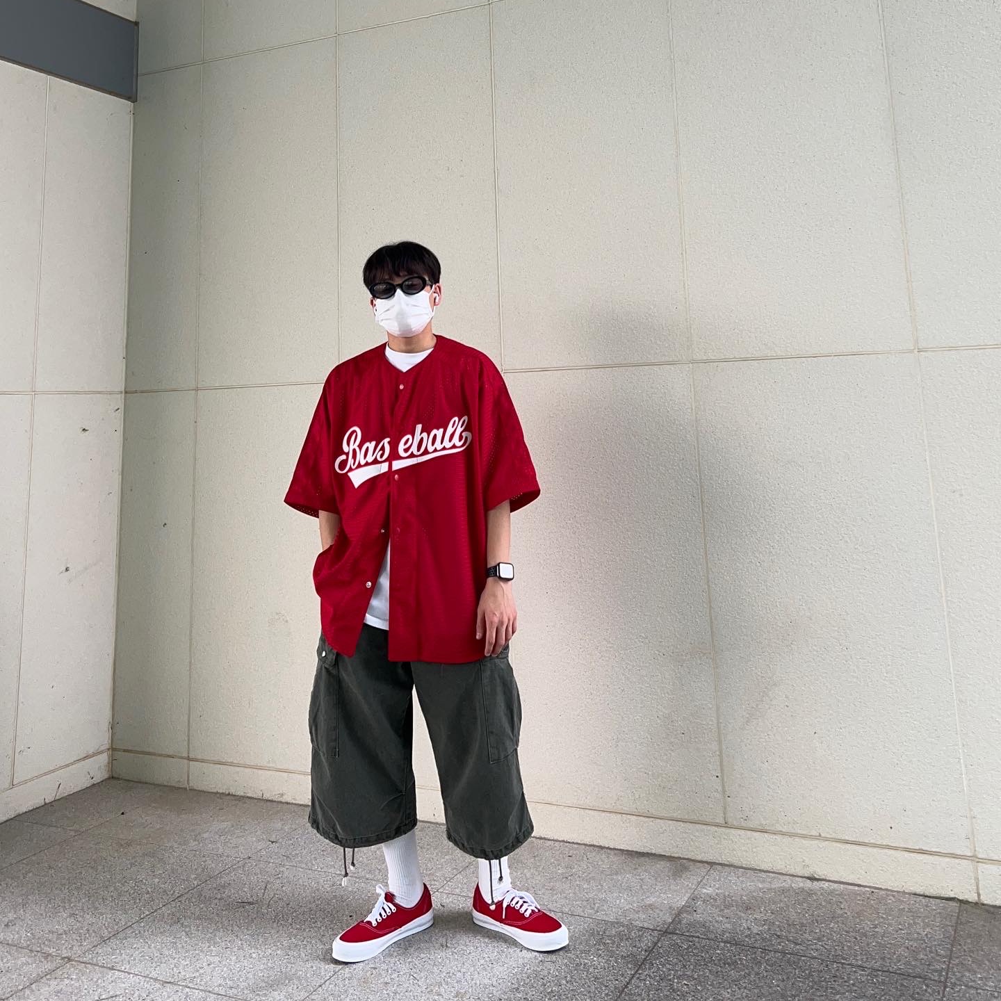 Vans Vault OG Authentic LX Red 착용 스타일 - 3