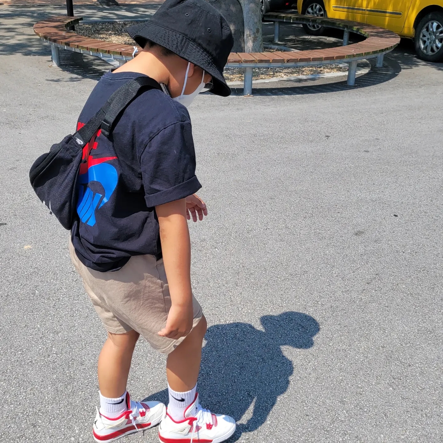 Stussy Stock Bucket Hat Black, Nike Hangul T-Shirt Black 착용 스타일 - 3