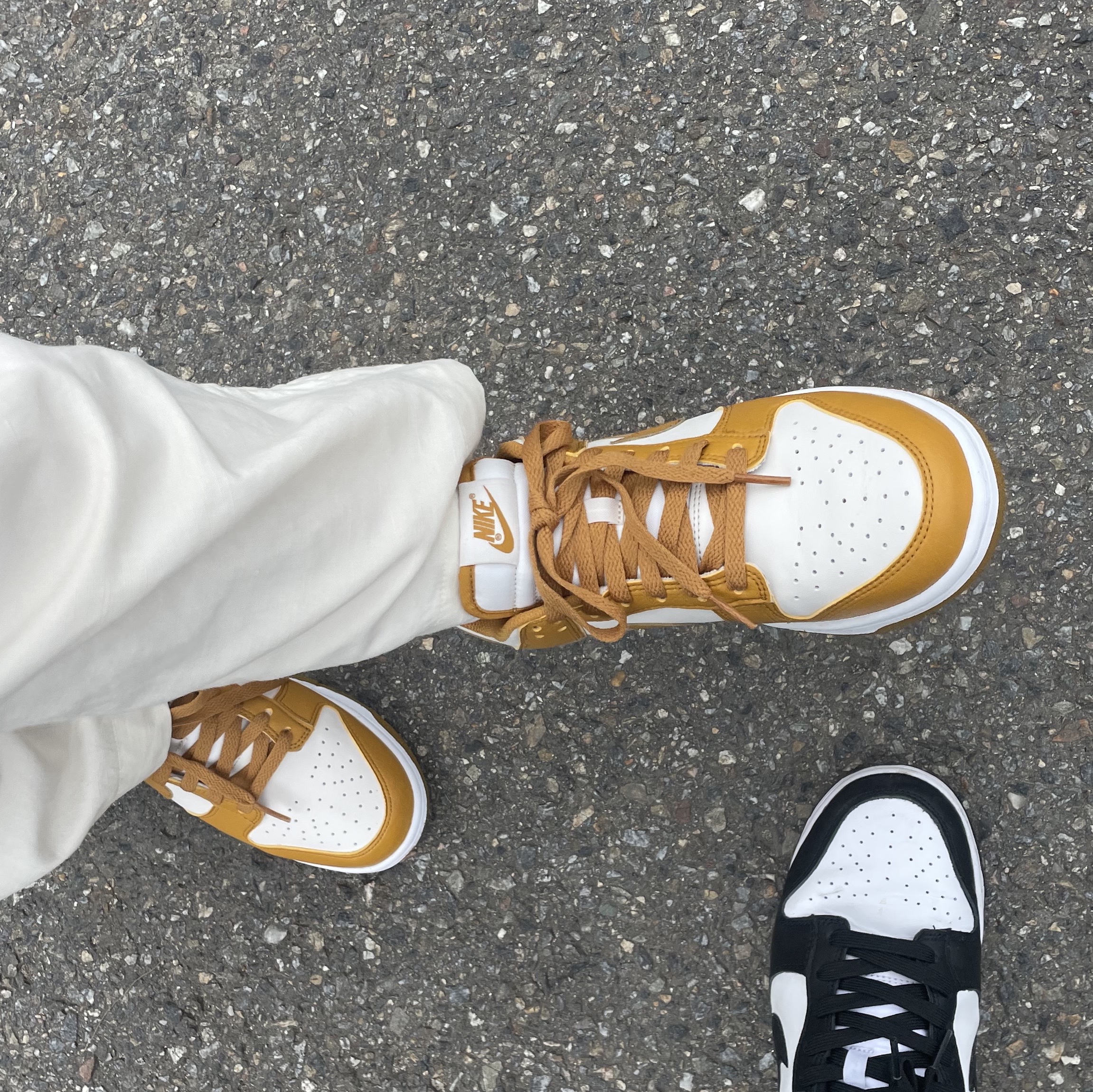 (W) Nike Dunk Low Next Nature Phantom 착용 스타일 - 2