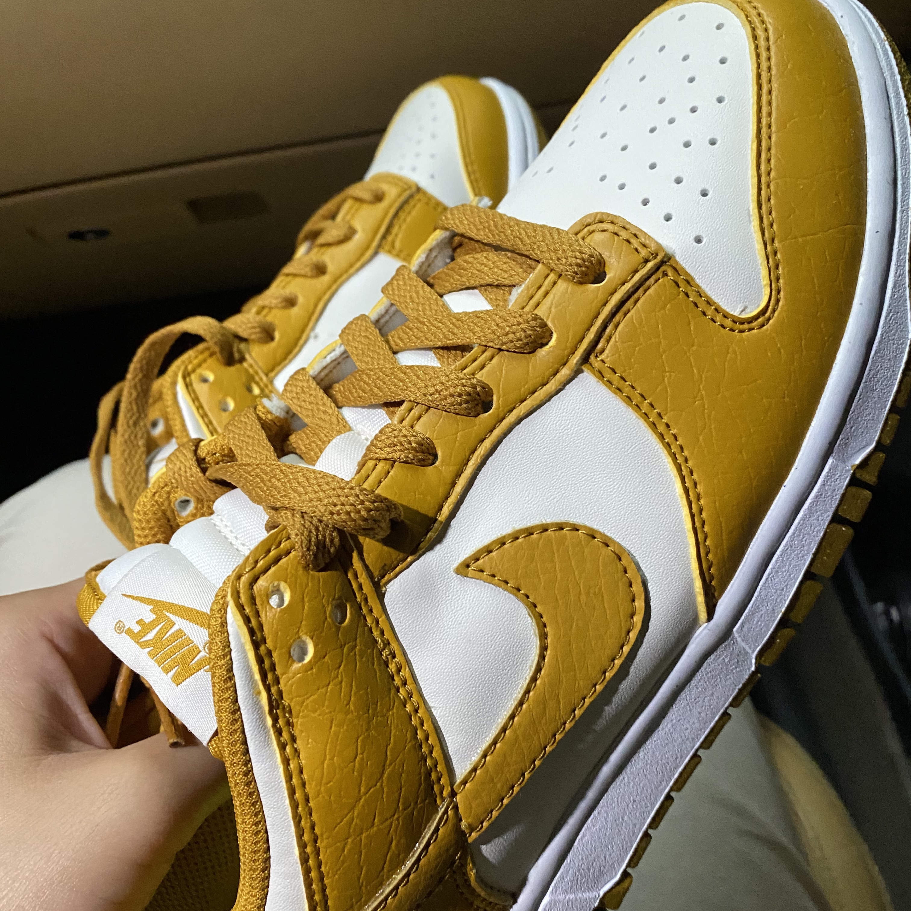 (W) Nike Dunk Low Next Nature Phantom 착용 스타일 - 1