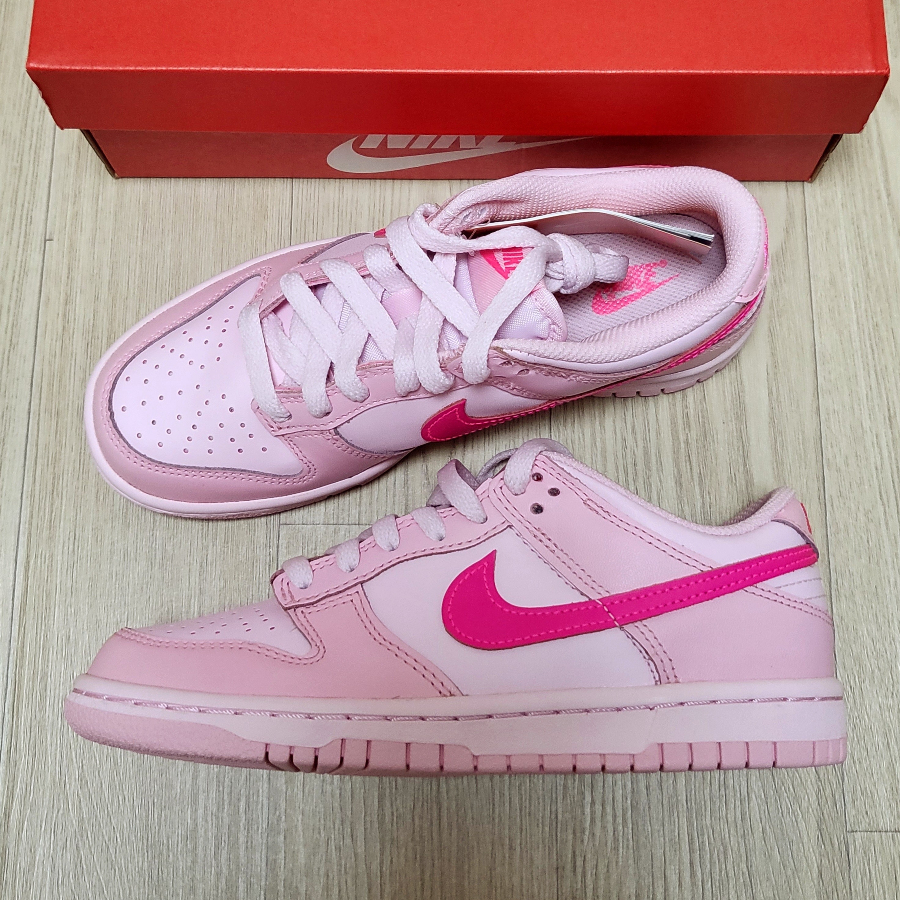 (GS) Nike Dunk Low Triple Pink 착용 스타일