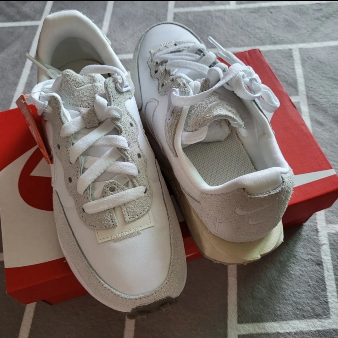 (W) Nike Fontanka Waffle White 착용 스타일 - 2