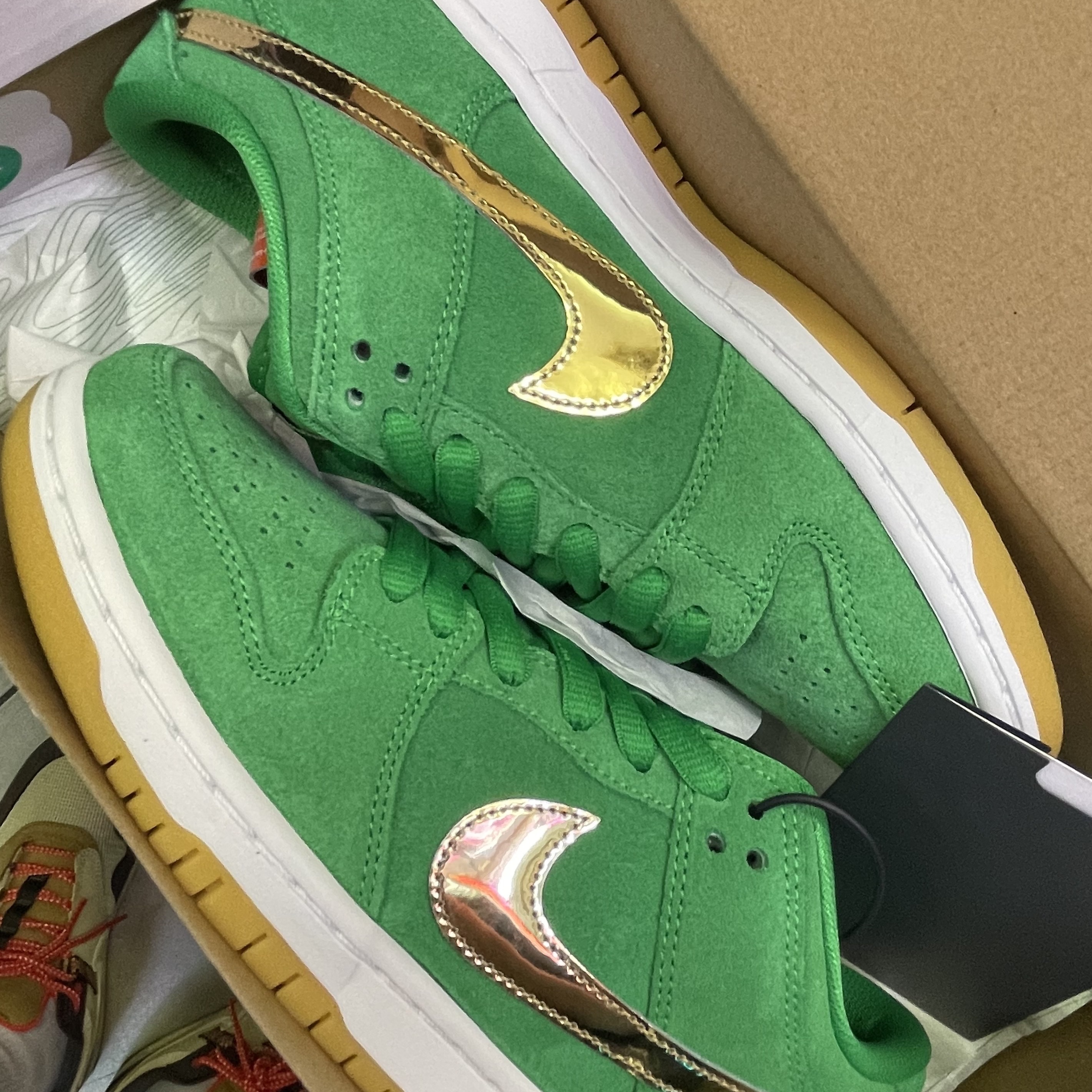 Nike SB Dunk Low Pro Shamrock, (W) Nike Dunk High Black and White 착용 스타일 - 2