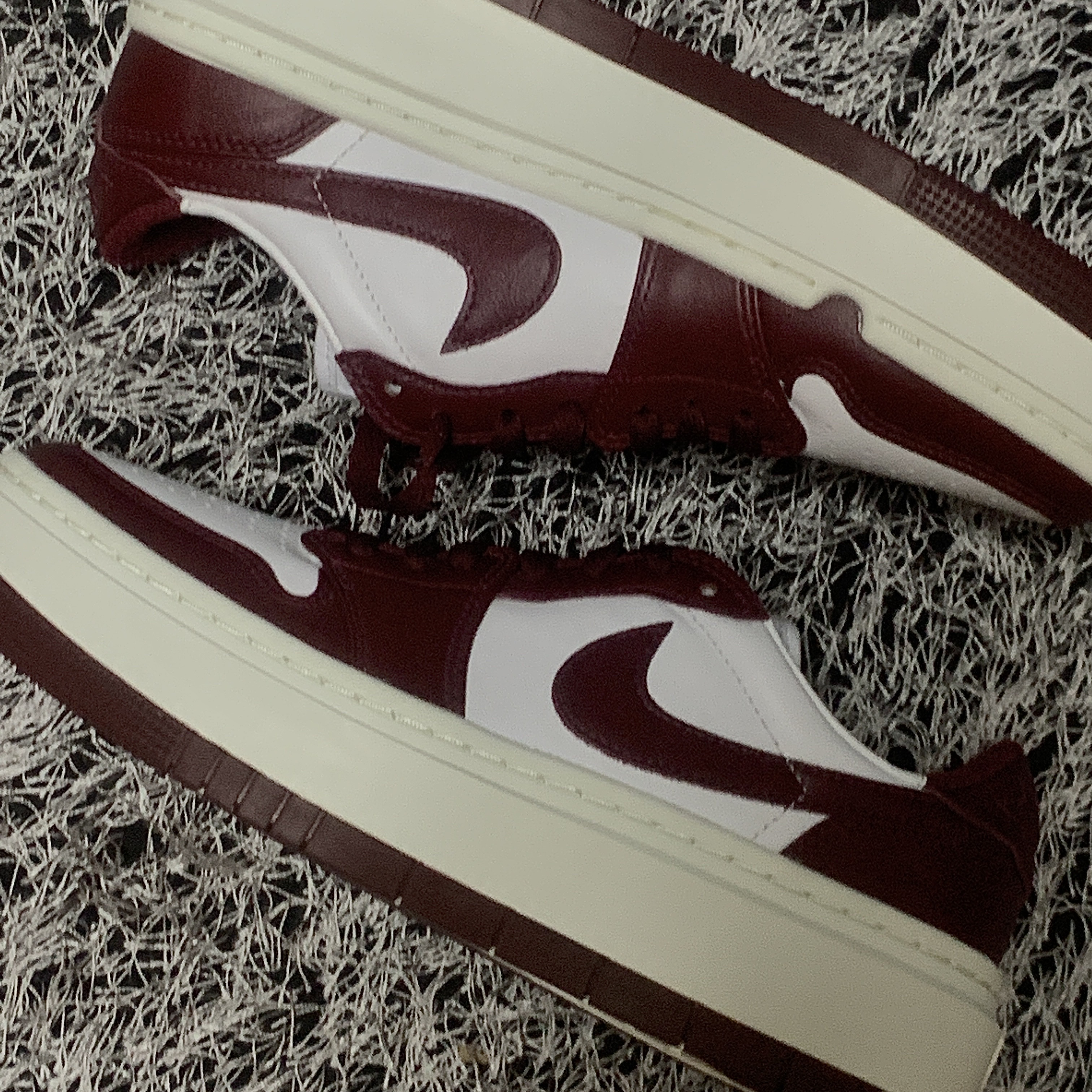 (W) Jordan 1 Elevate Low Dark Beetroot 착용 스타일