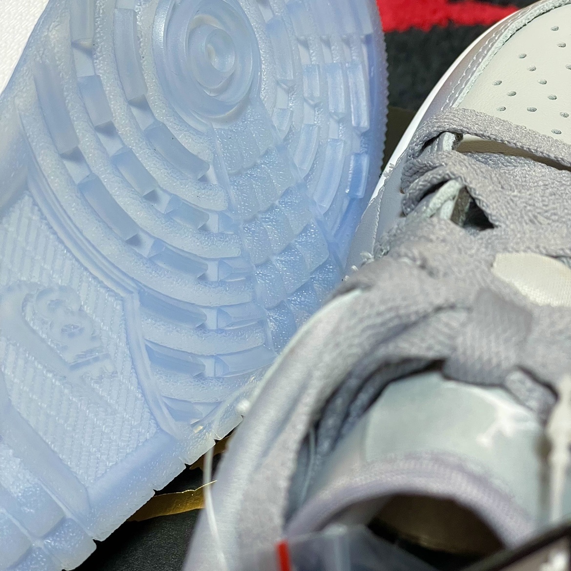 Jordan 1 Low Golf Wolf Grey 착용 스타일 - 3