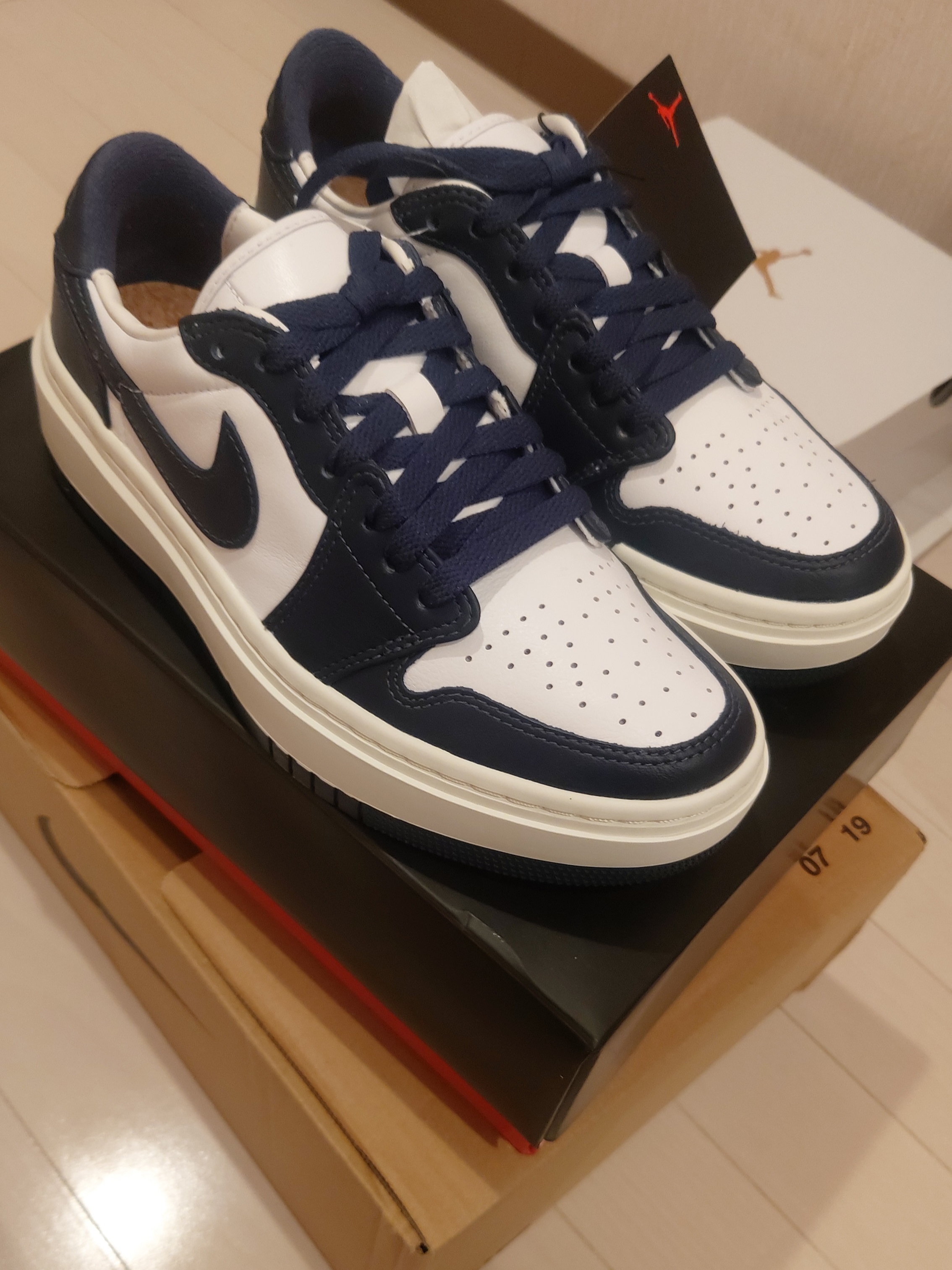 (W) Jordan 1 Elevate Low Midnight Navy 착용 스타일