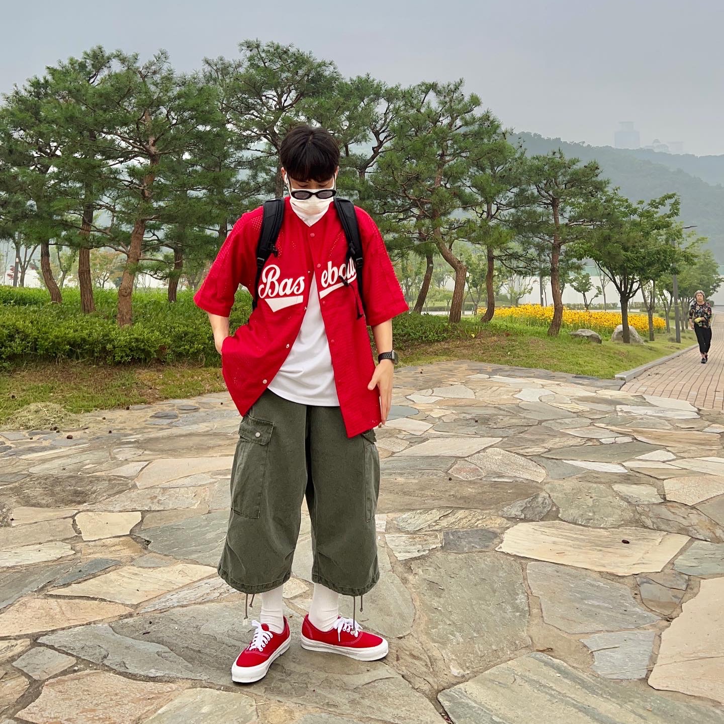 Vans Vault OG Authentic LX Red 착용 스타일 - 4