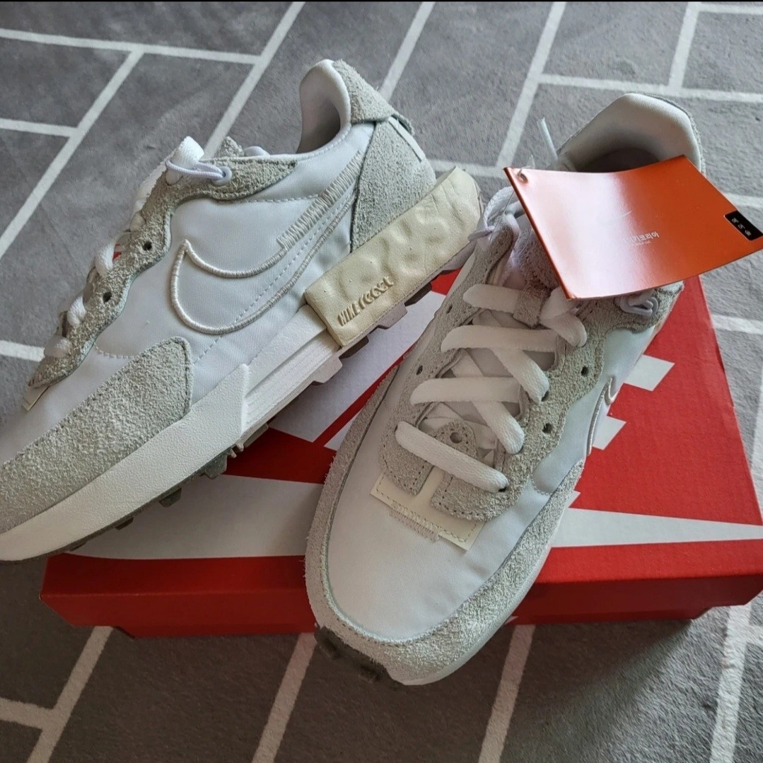 (W) Nike Fontanka Waffle White 착용 스타일 - 1