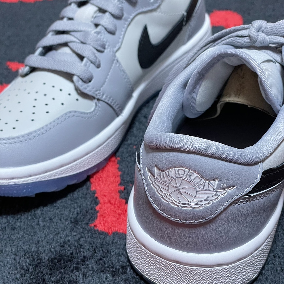 Jordan 1 Low Golf Wolf Grey 착용 스타일 - 2