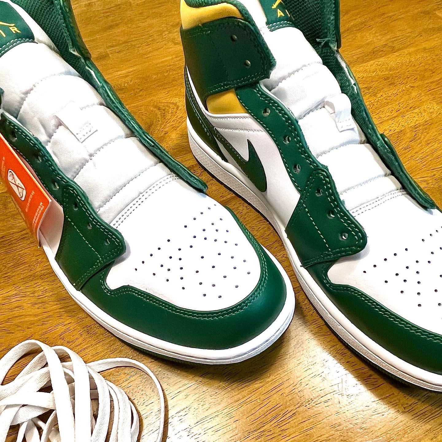 Jordan 1 Mid Sonics 2021 착용 스타일 - 2