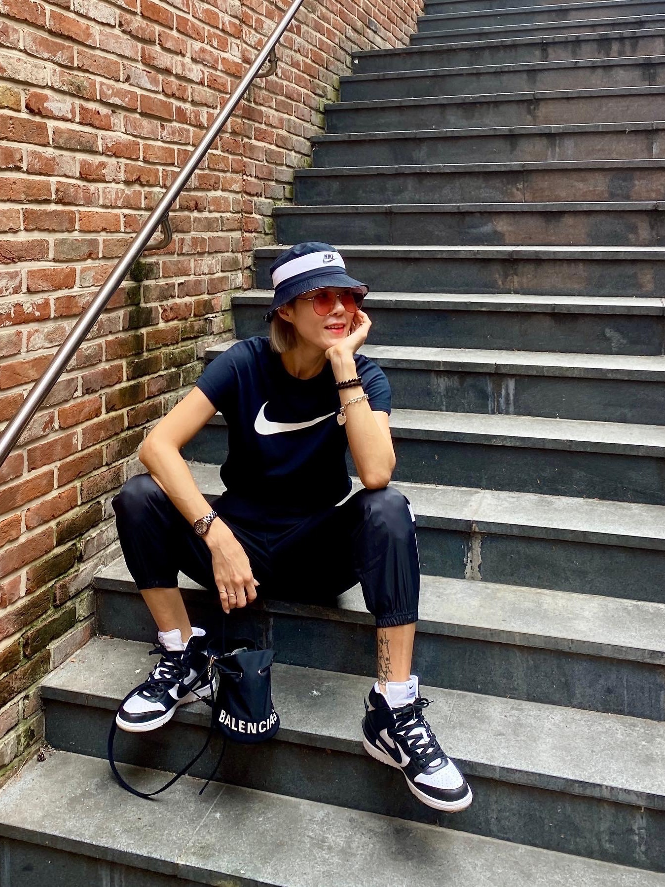 Nike x Ambush Dunk High Black, Tiffany & Co. Return To Tiffany Heart Tag Toggle Bracelet Silver 착용 스타일 - 2