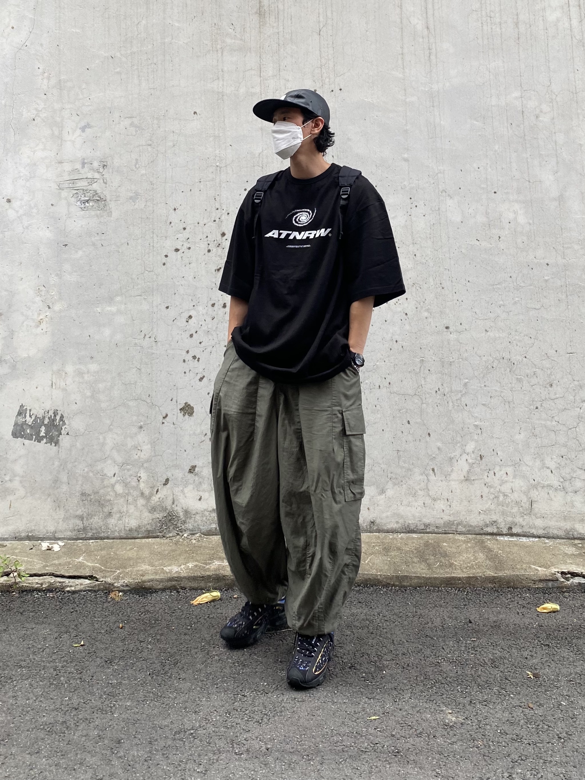 Nike x Supreme Air Max Tailwind 4 Black 착용 스타일 - 2