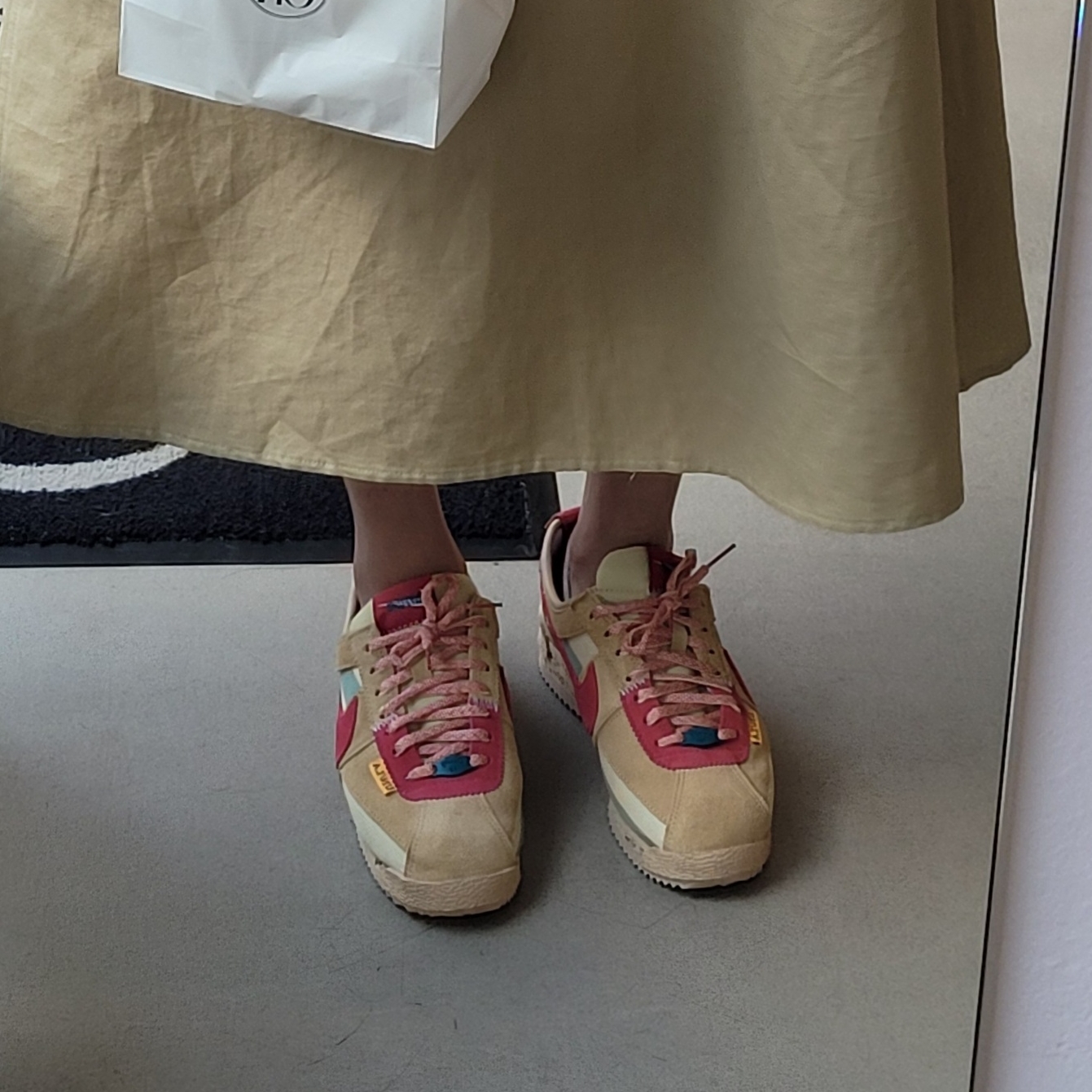 Nike x Union Cortez SP Sesame 착용 스타일 - 1