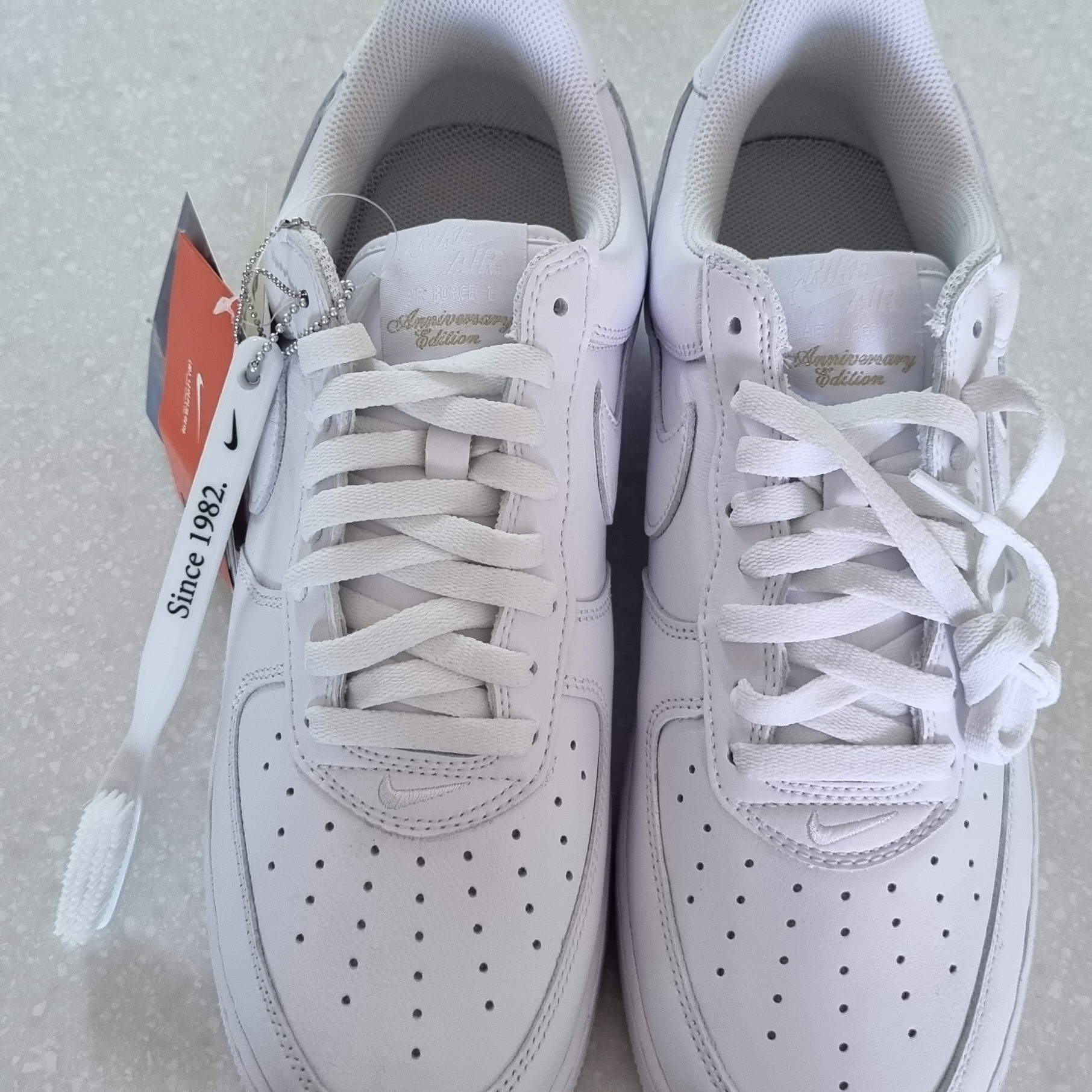 Nike Air Force 1 Low Retro Color of the Month White, (W) Nike Air Force 1 '07 Low White 착용 스타일 - 2