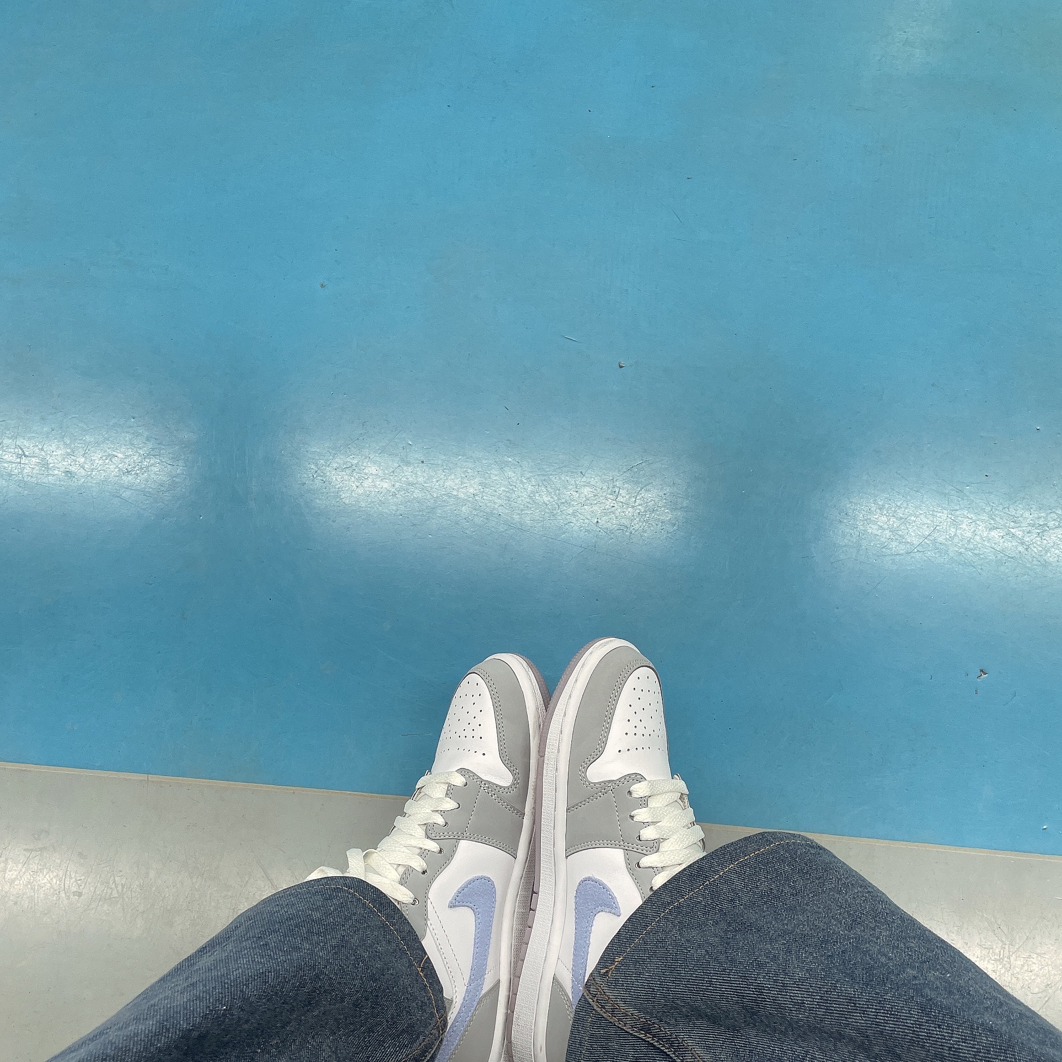 (W) Jordan 1 Mid Wolf Grey 착용 스타일