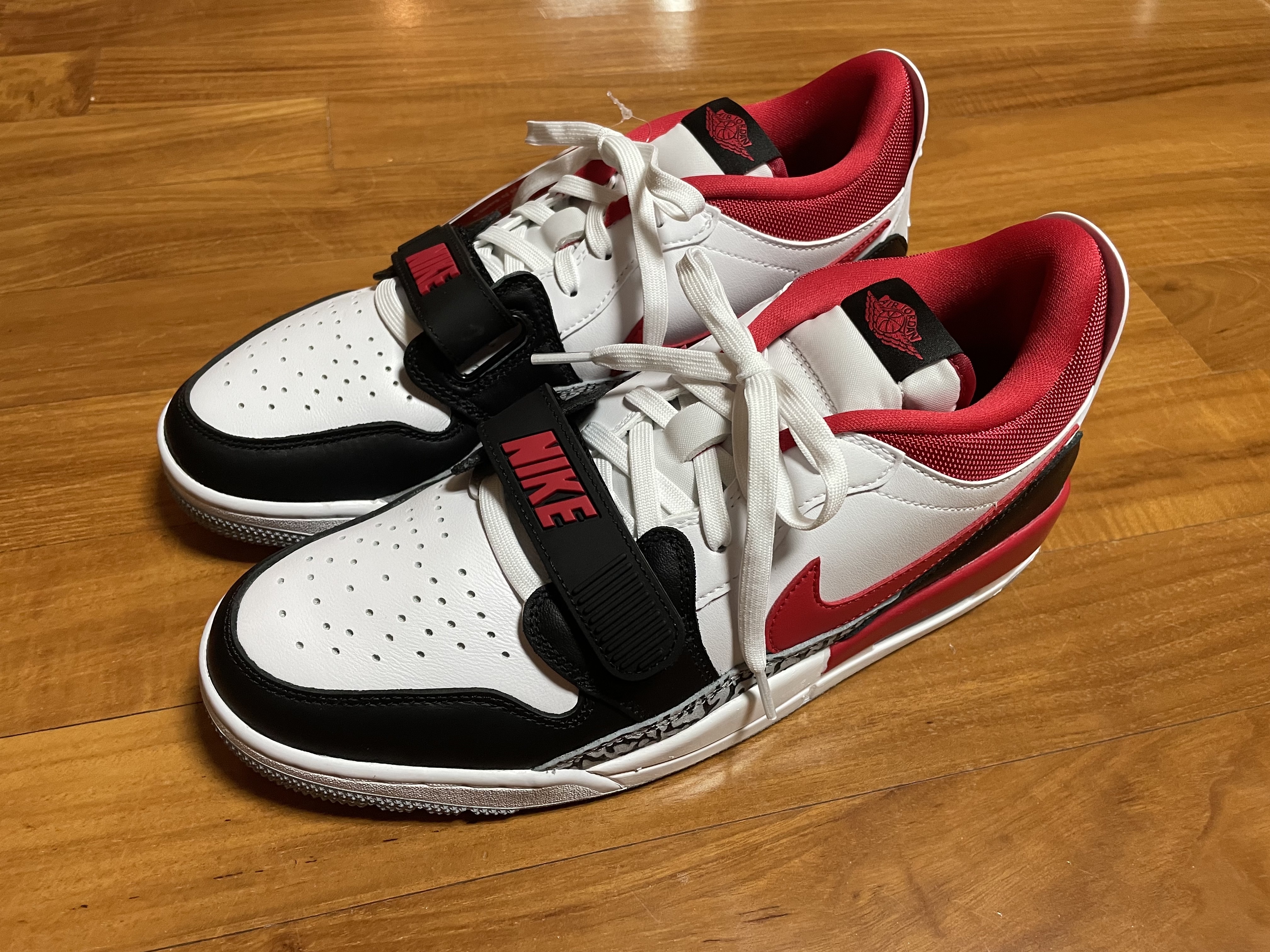 Jordan Legacy 312 Low Fire Red 착용 스타일 - 1