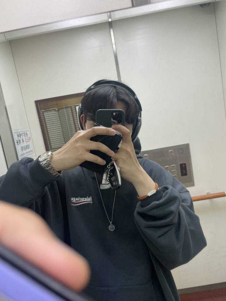KREAM 프로필 이미지