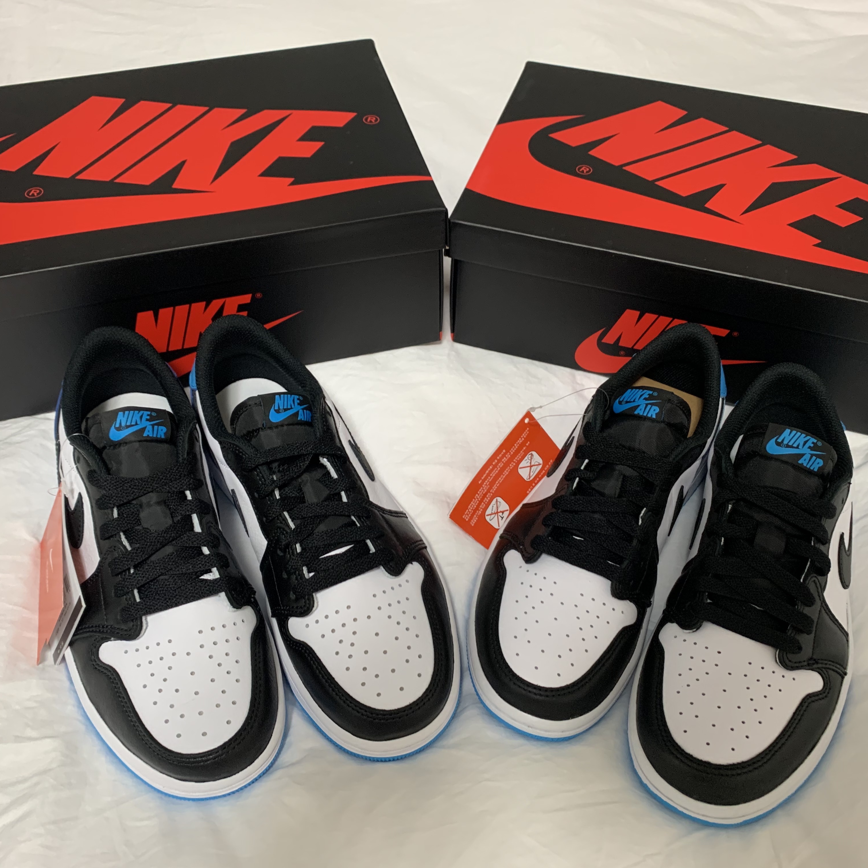 Jordan 1 Retro Low OG Black and Dark Powder Blue, (W) Jordan 1 Retro Low OG Black and Dark Powder Blue 착용 스타일 - 1