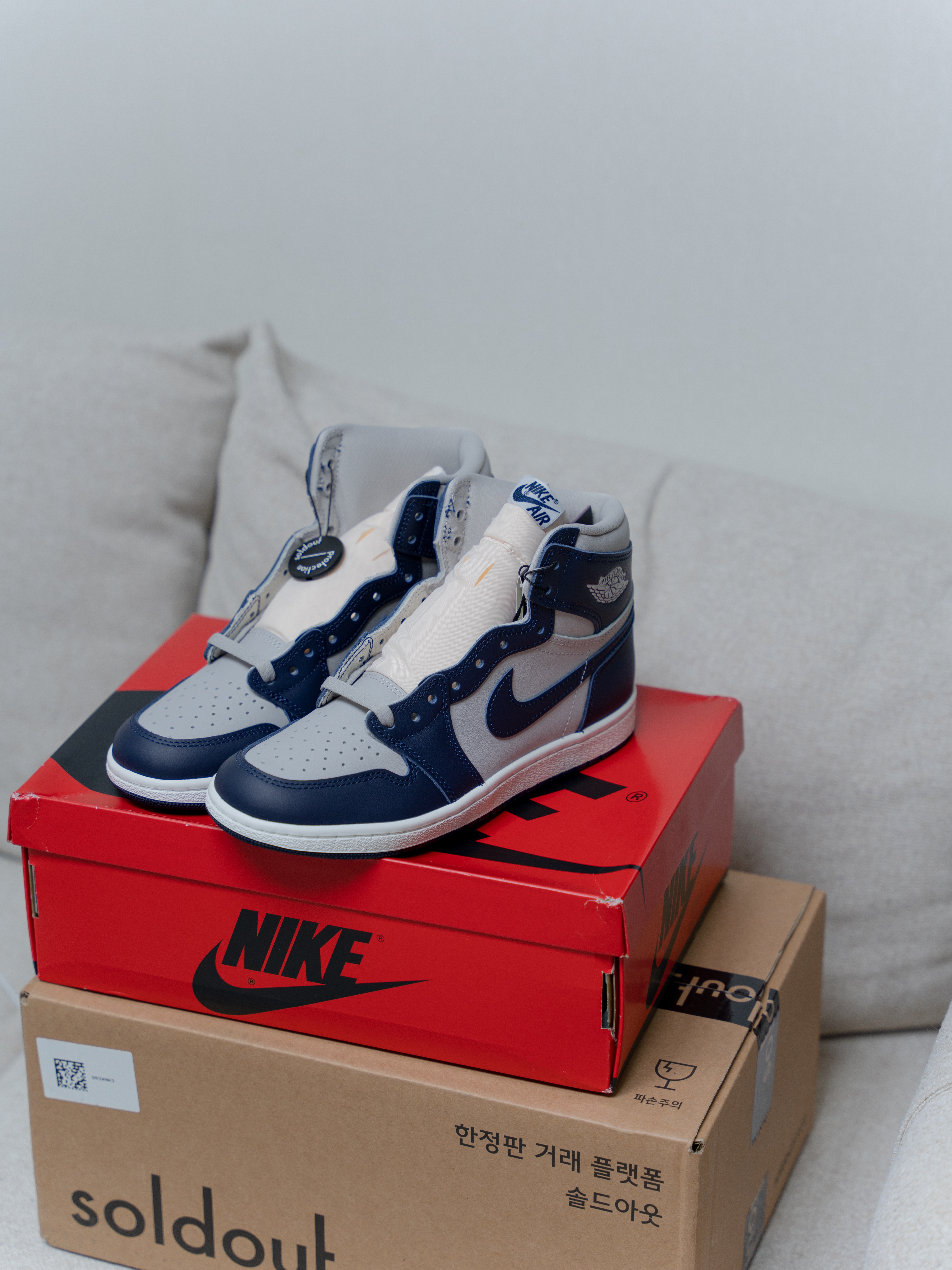 Jordan 1 High 85 College Navy 착용 스타일 - 3