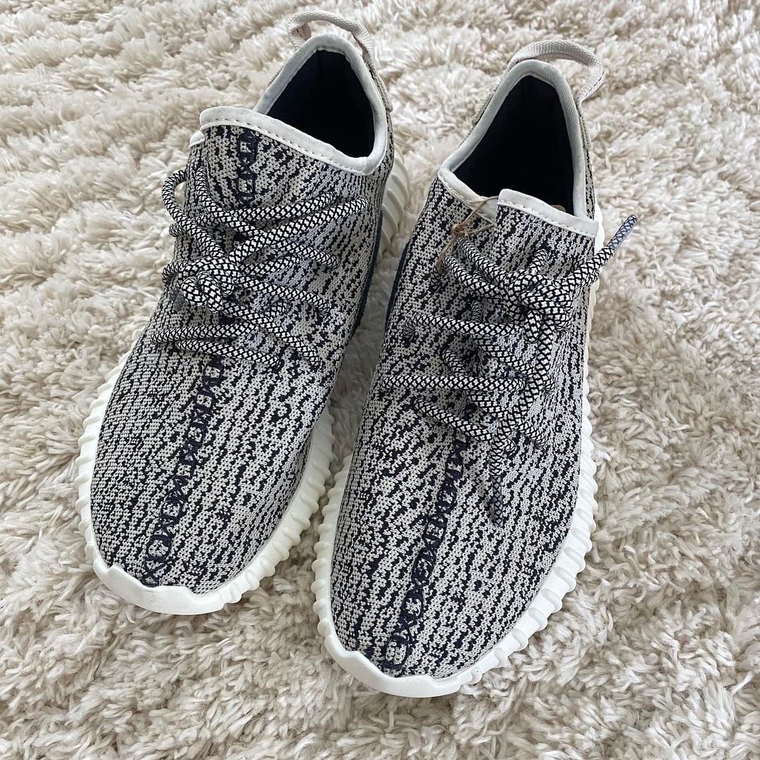 Adidas Yeezy Boost 350 Turtledove 2022 착용 스타일 - 2