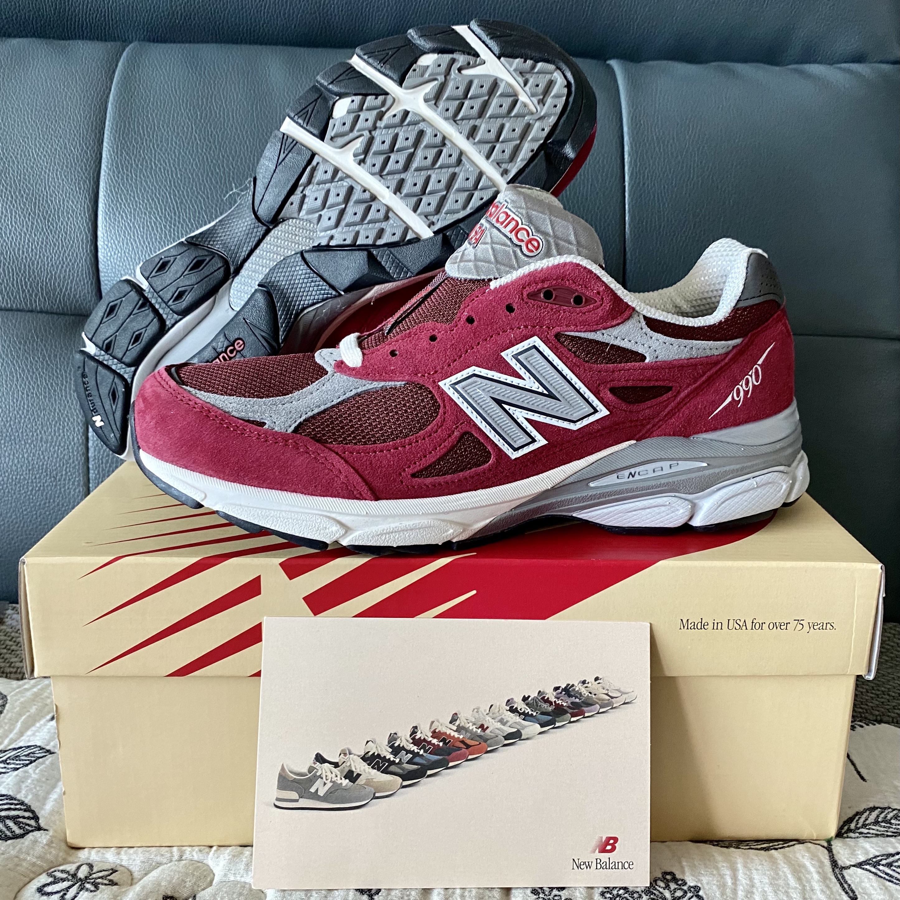 New Balance 990v3 Made in USA Scarlet Marblehead 착용 스타일 - 1