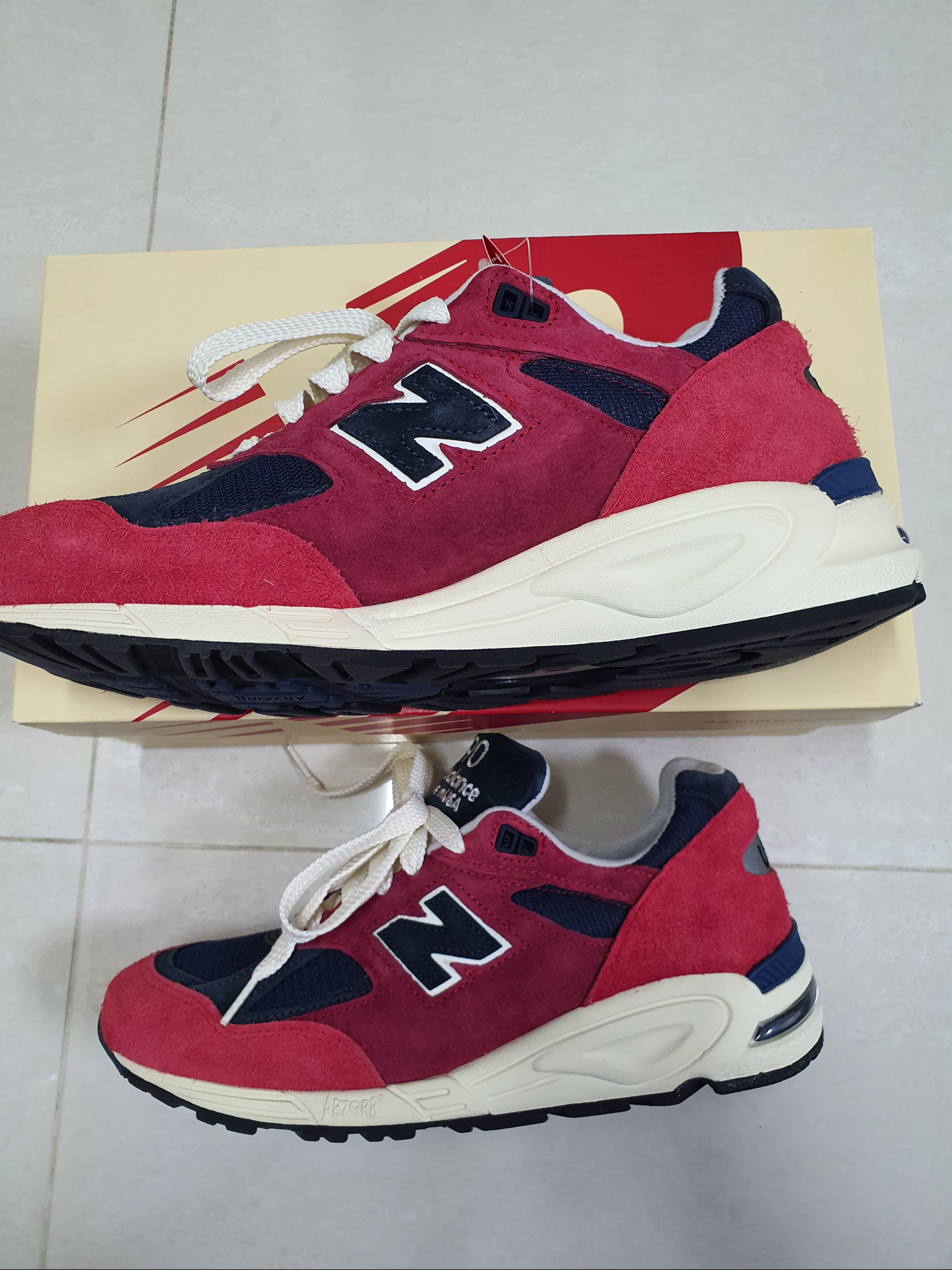 New Balance 990v2 Made in USA Chrysanthemum Navy 착용 스타일 - 2