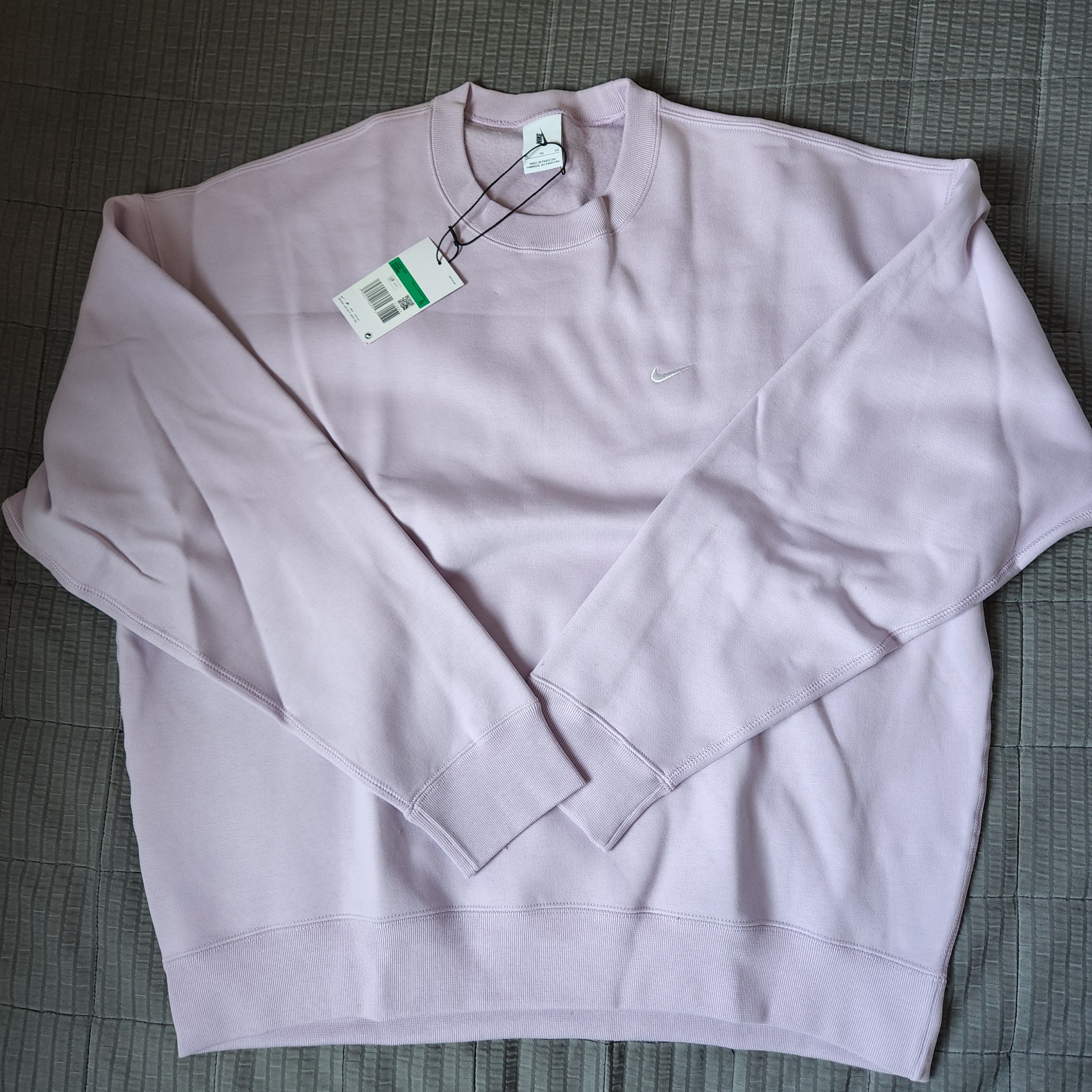 Nike NRG Solo Swoosh Crew Fleece Doll - US/EU 착용 스타일