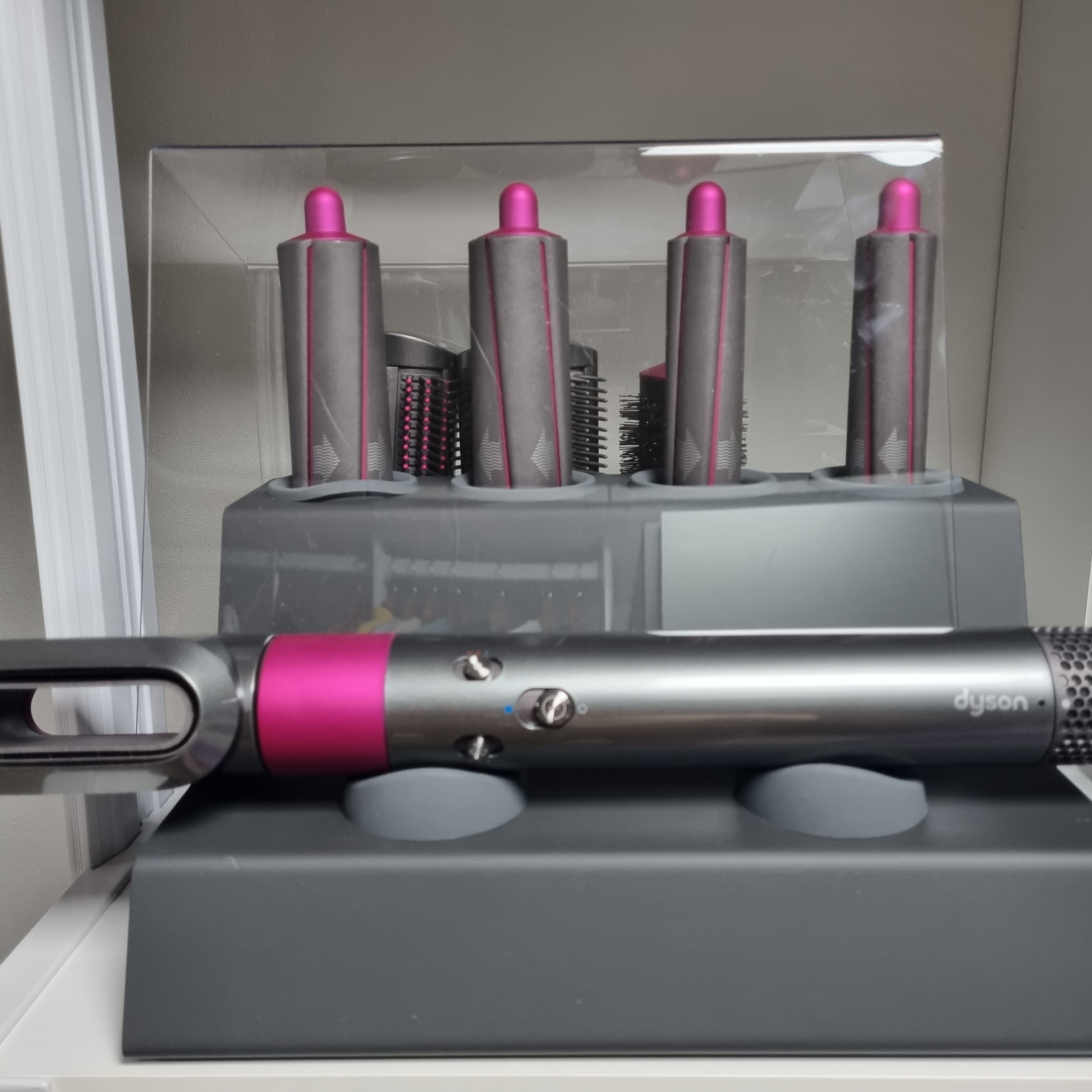 Dyson Airwrap Styler Complete Long Nickel Fuchsia (Korean Ver.) 착용 스타일