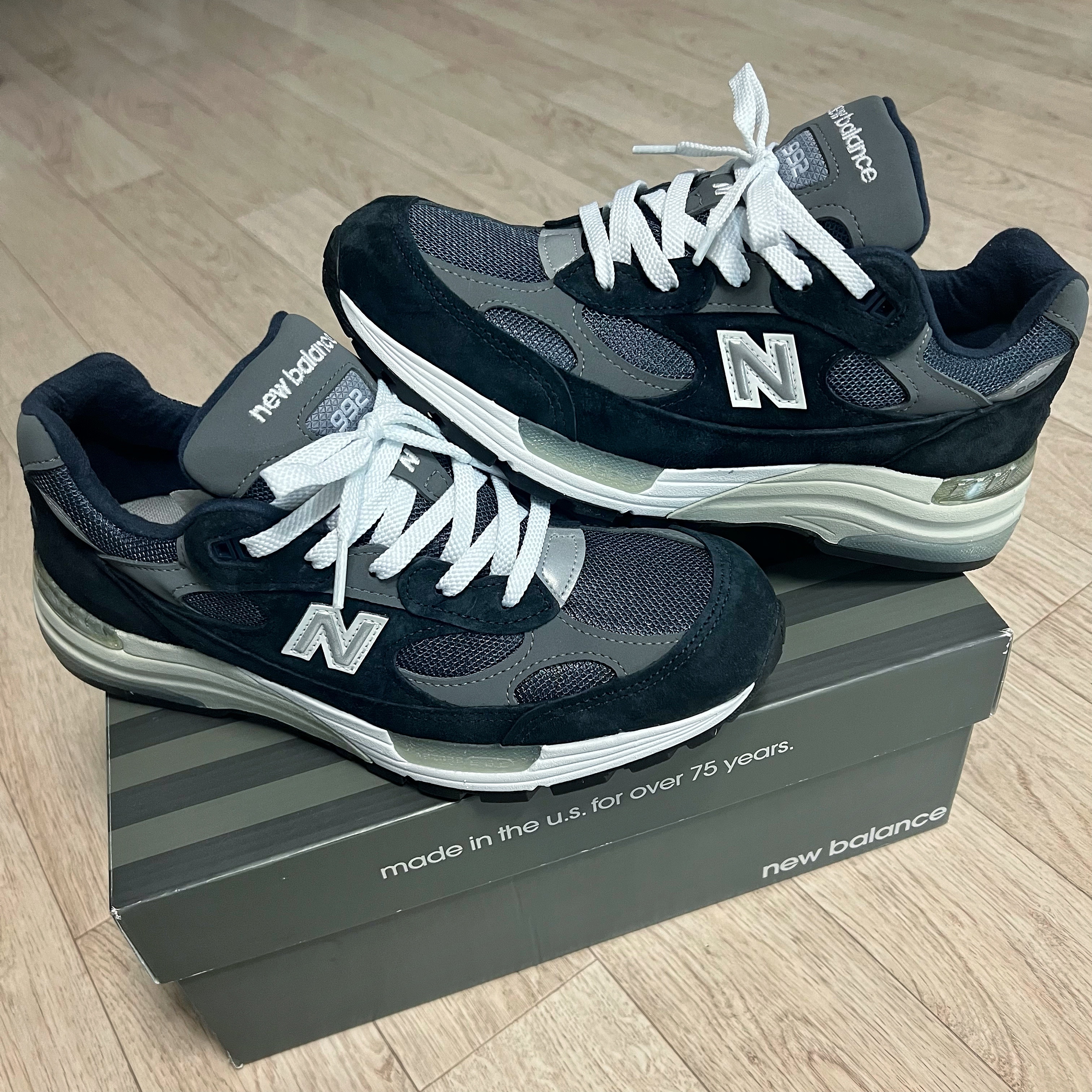 New Balance 992 Made in USA Navy 착용 스타일