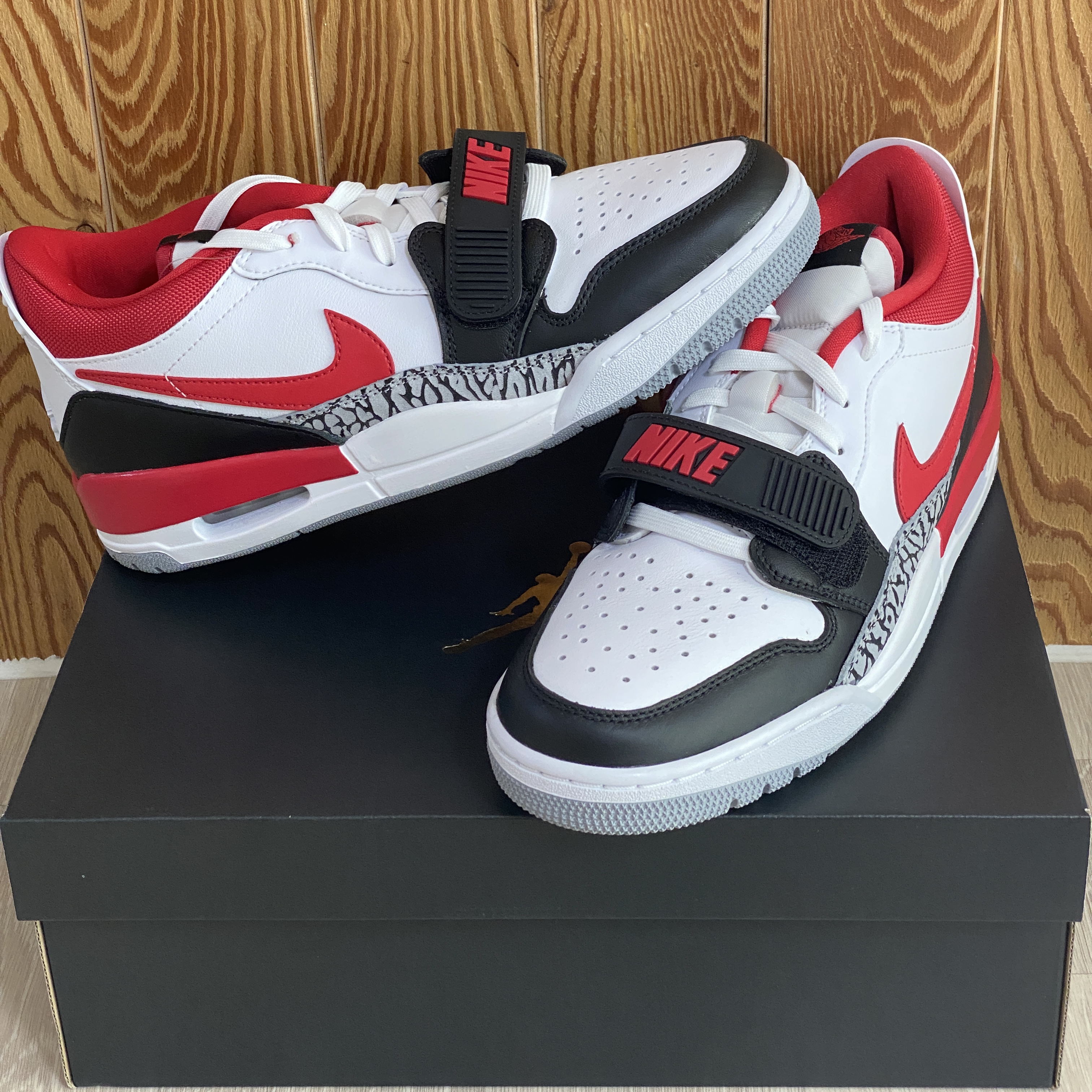 Jordan Legacy 312 Low Fire Red 착용 스타일