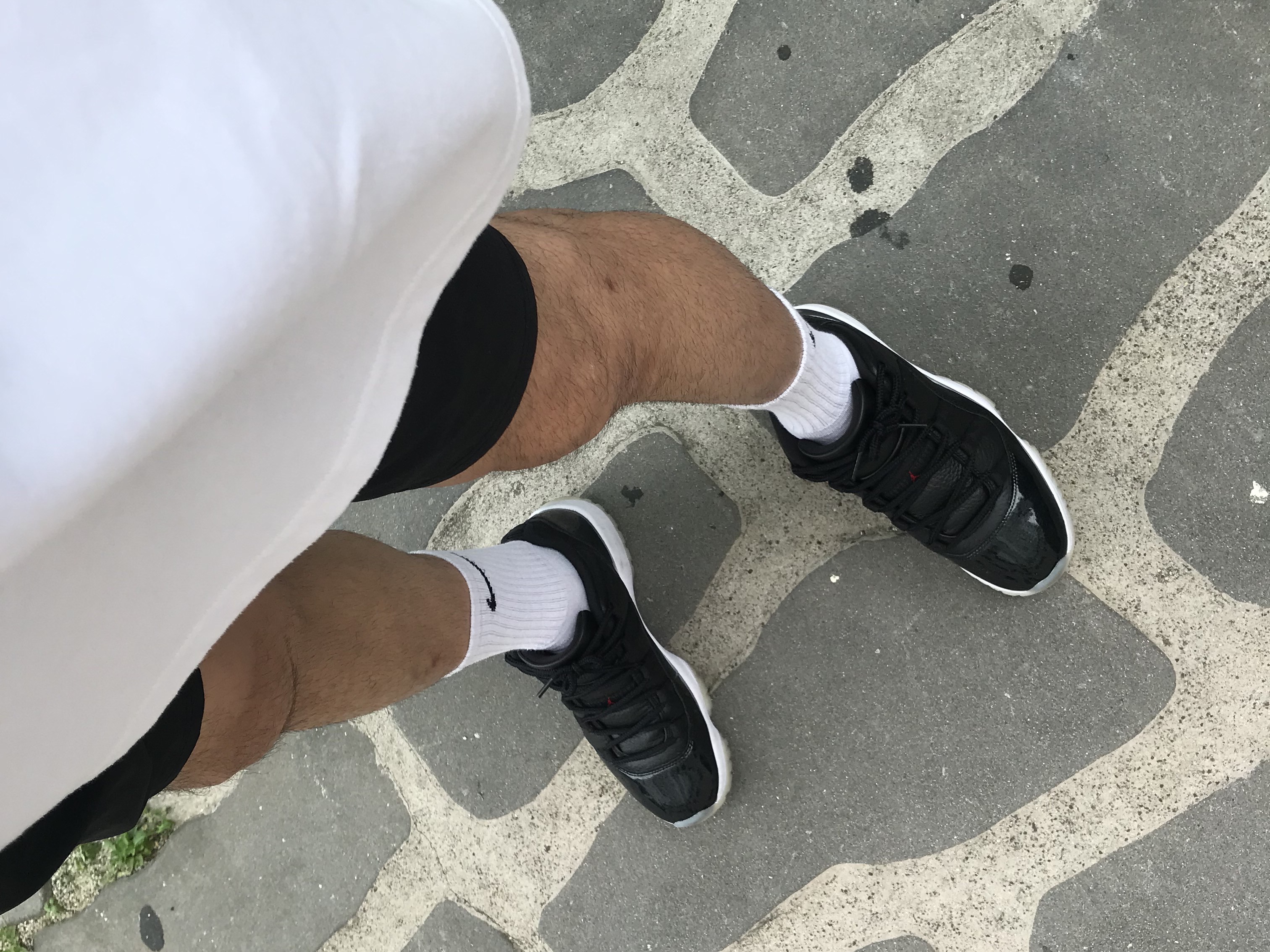 Jordan 11 Retro Low 72-10 착용 스타일